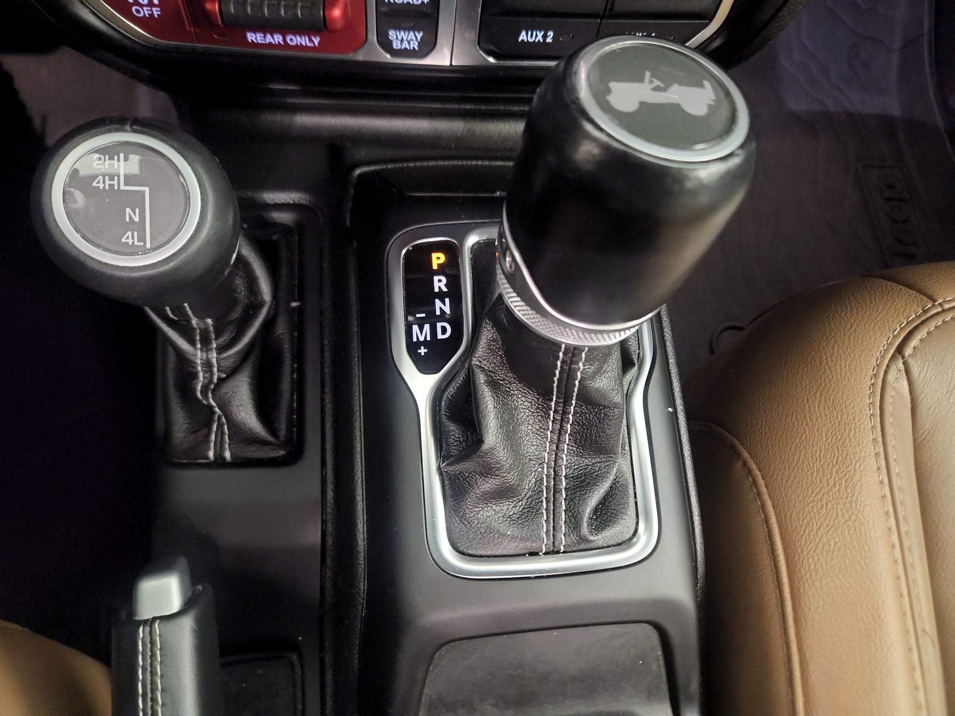 Thumbnail: 2021 Jeep Wrangler - 18