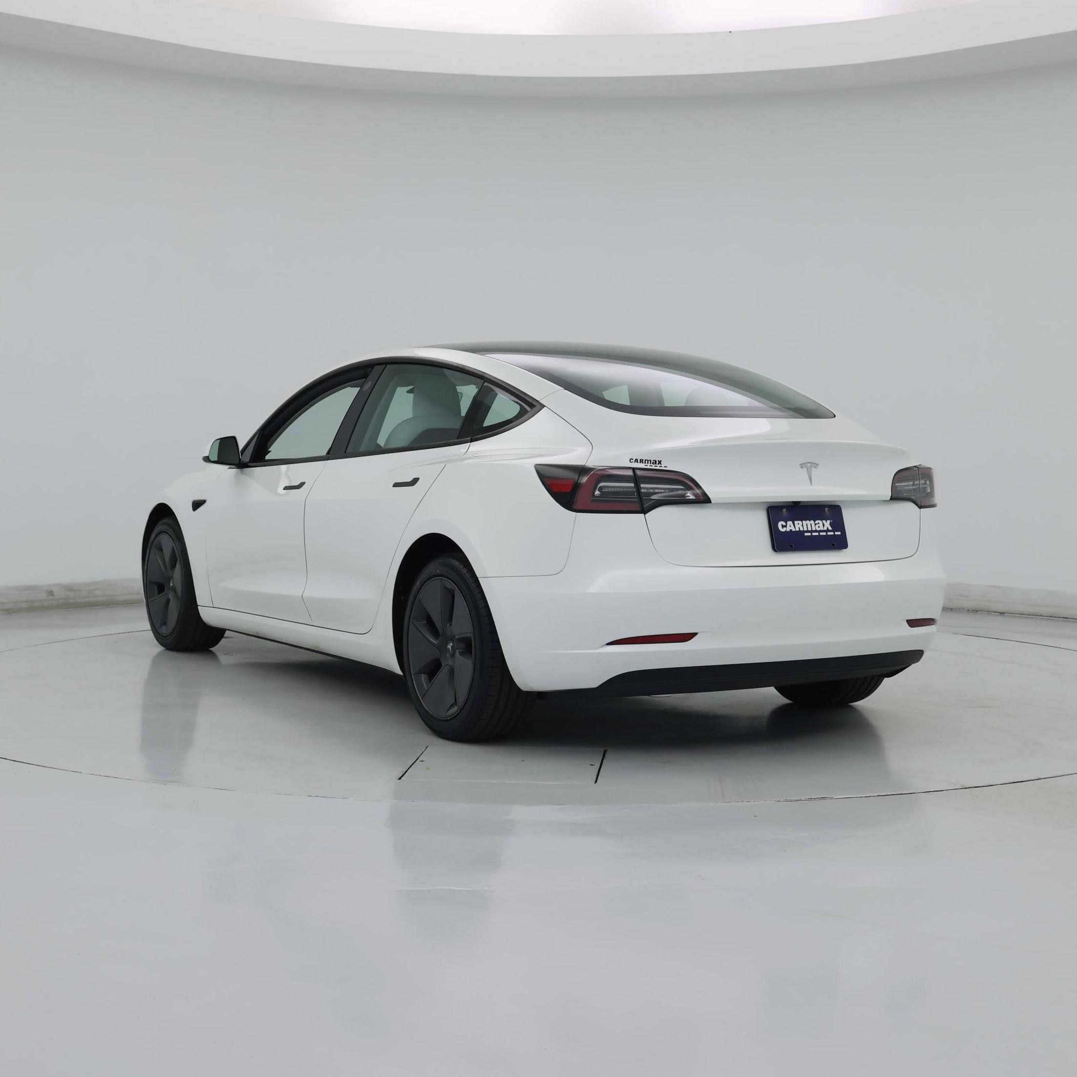 Thumbnail: 2023 Tesla Model 3 - 2