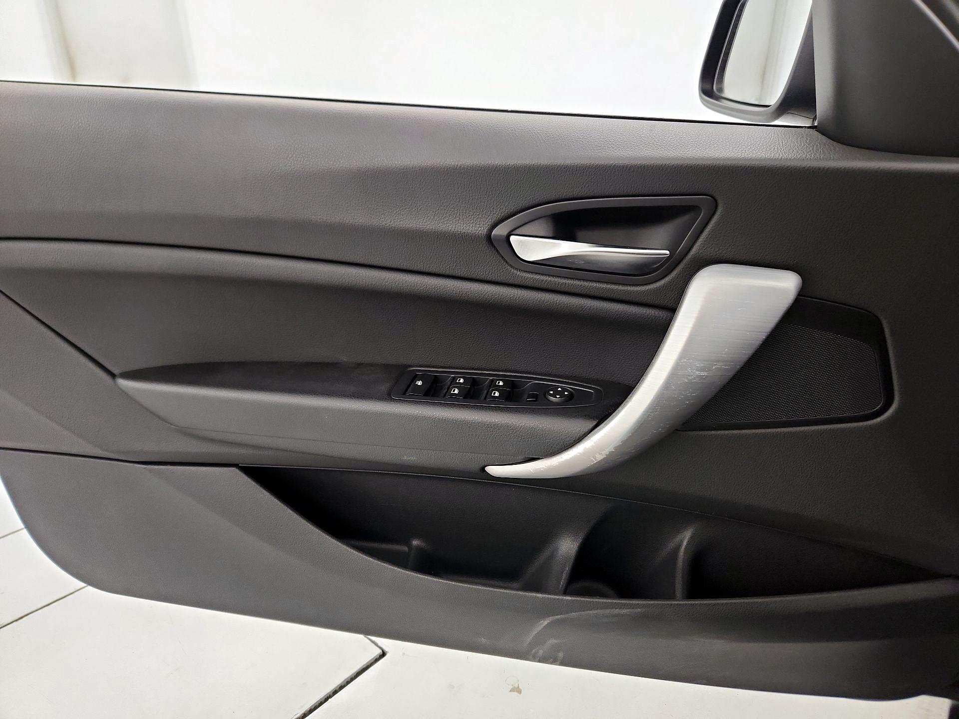 Thumbnail: 2015 BMW 2 Series - 12