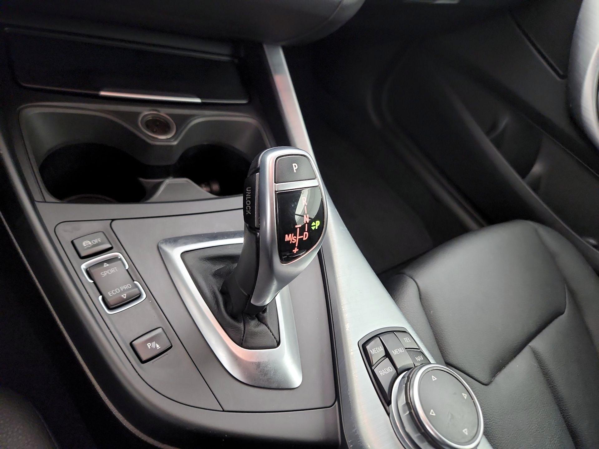 Thumbnail: 2015 BMW 2 Series - 15