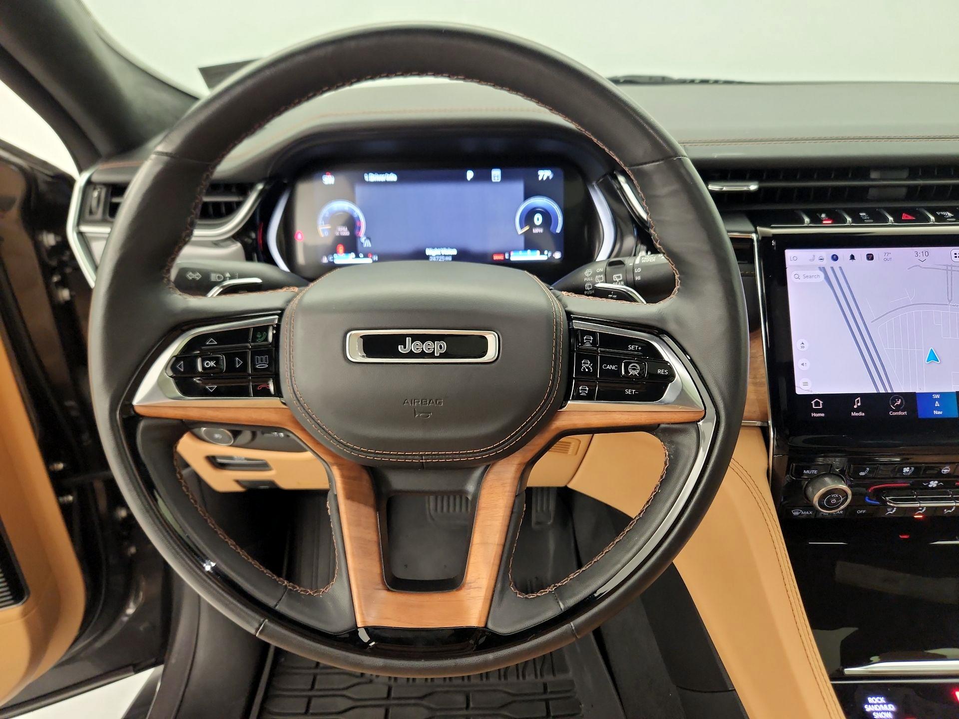 Thumbnail: 2023 Jeep Grand Cherokee L - 10