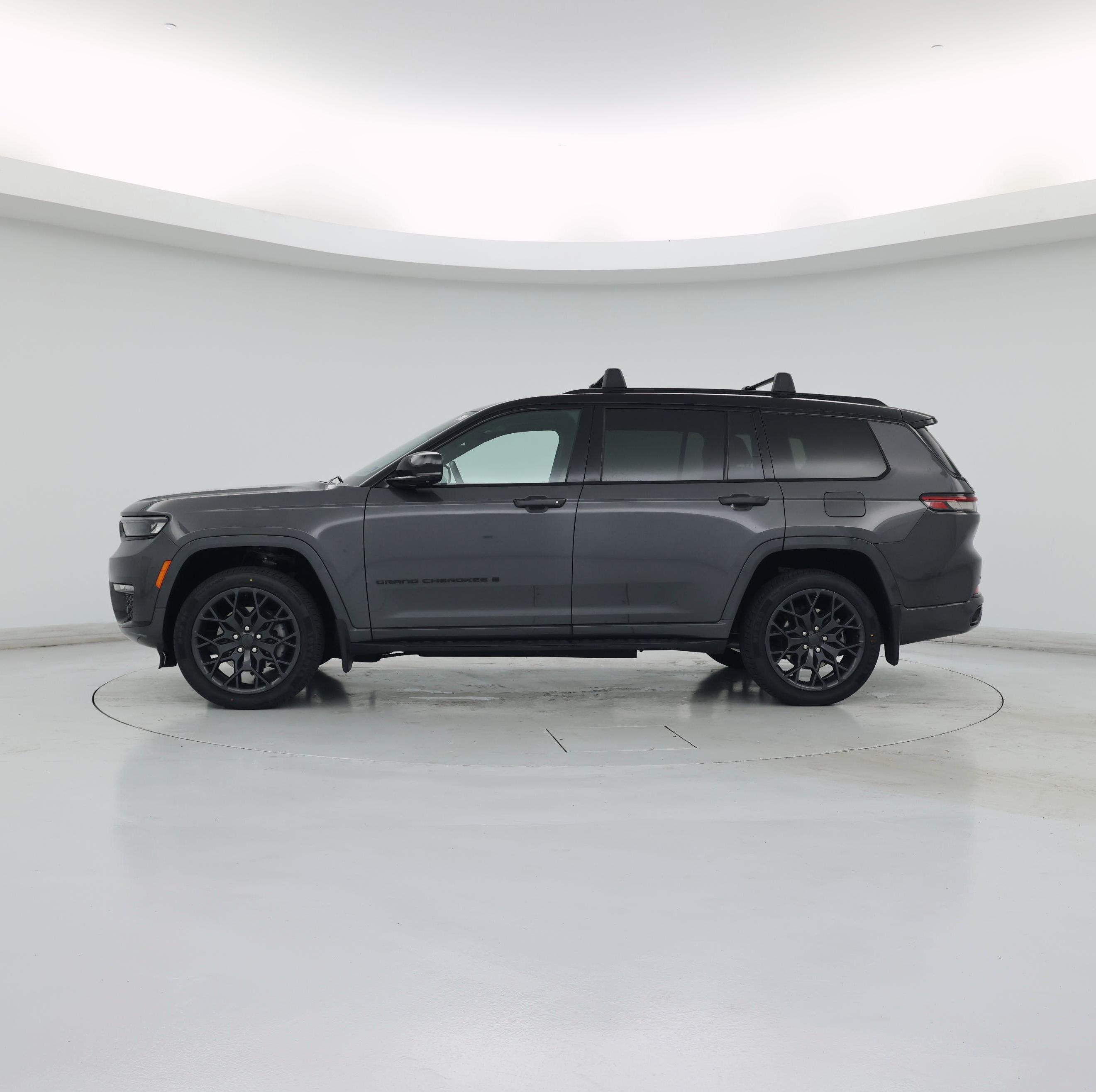 Thumbnail: 2023 Jeep Grand Cherokee L - 3