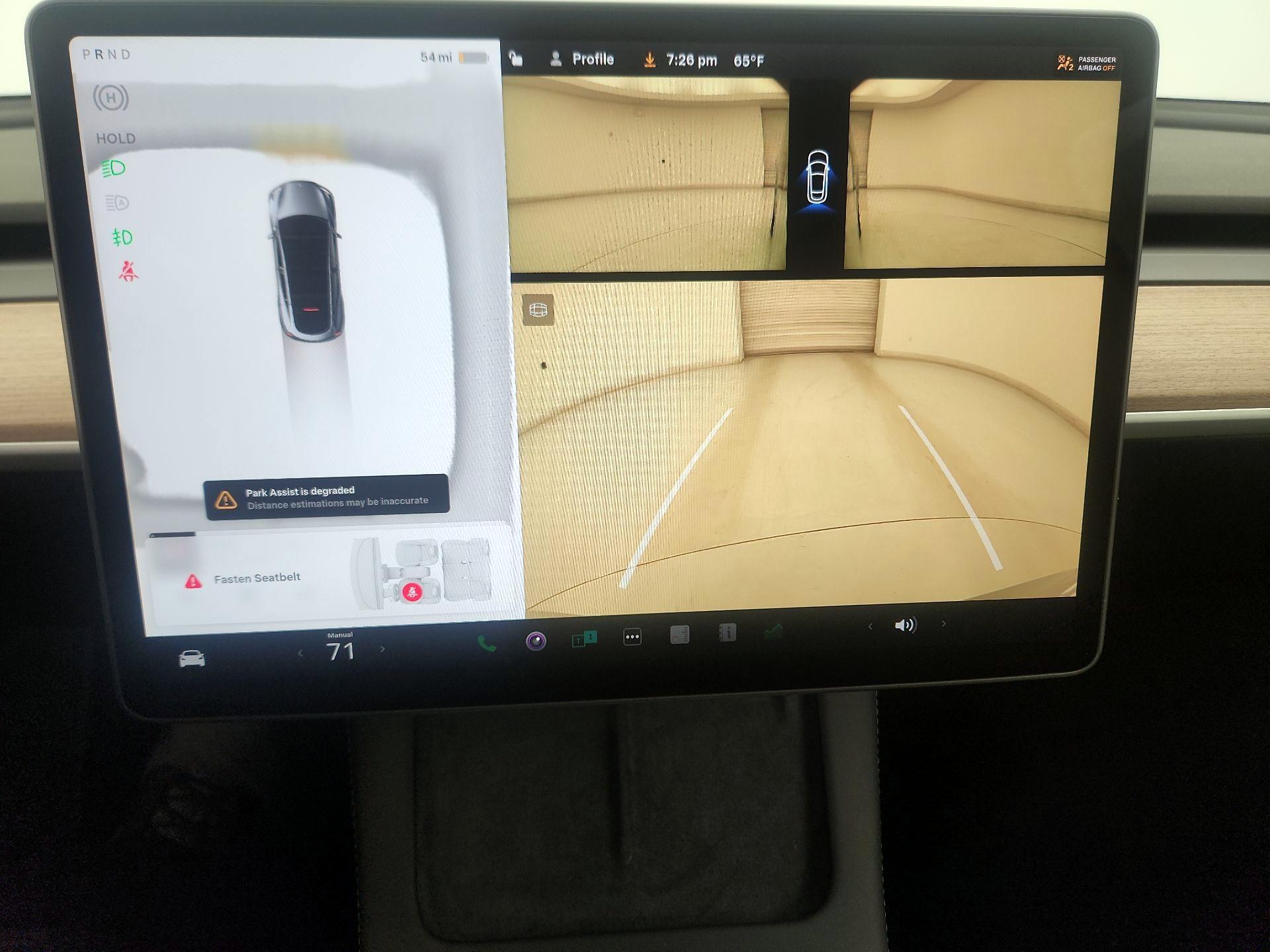 Thumbnail: 2025 Tesla Model Y - 14