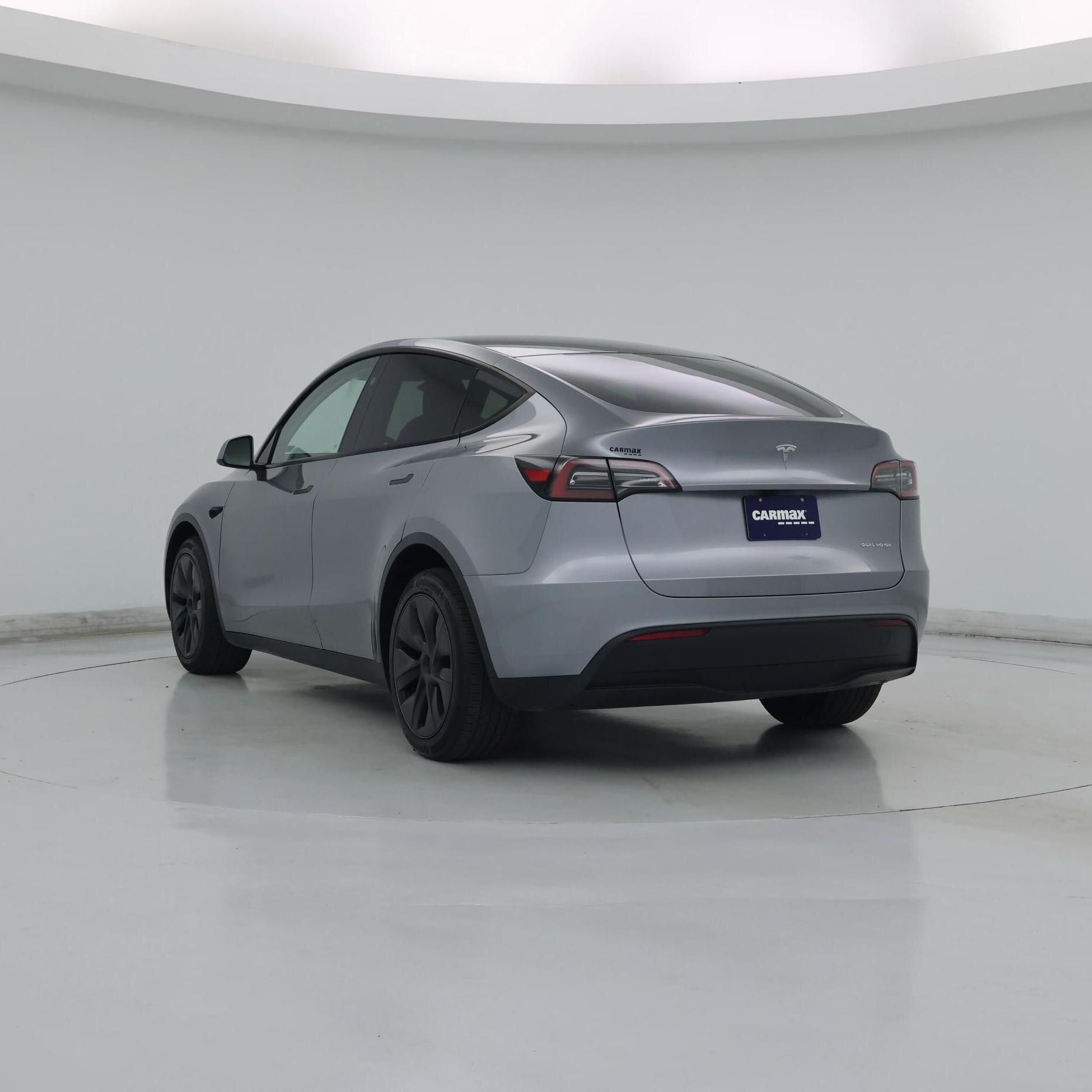 Thumbnail: 2025 Tesla Model Y - 2