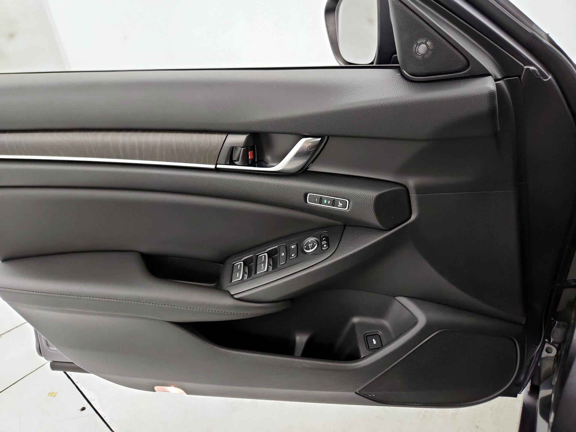 Thumbnail: 2020 Honda Accord - 12