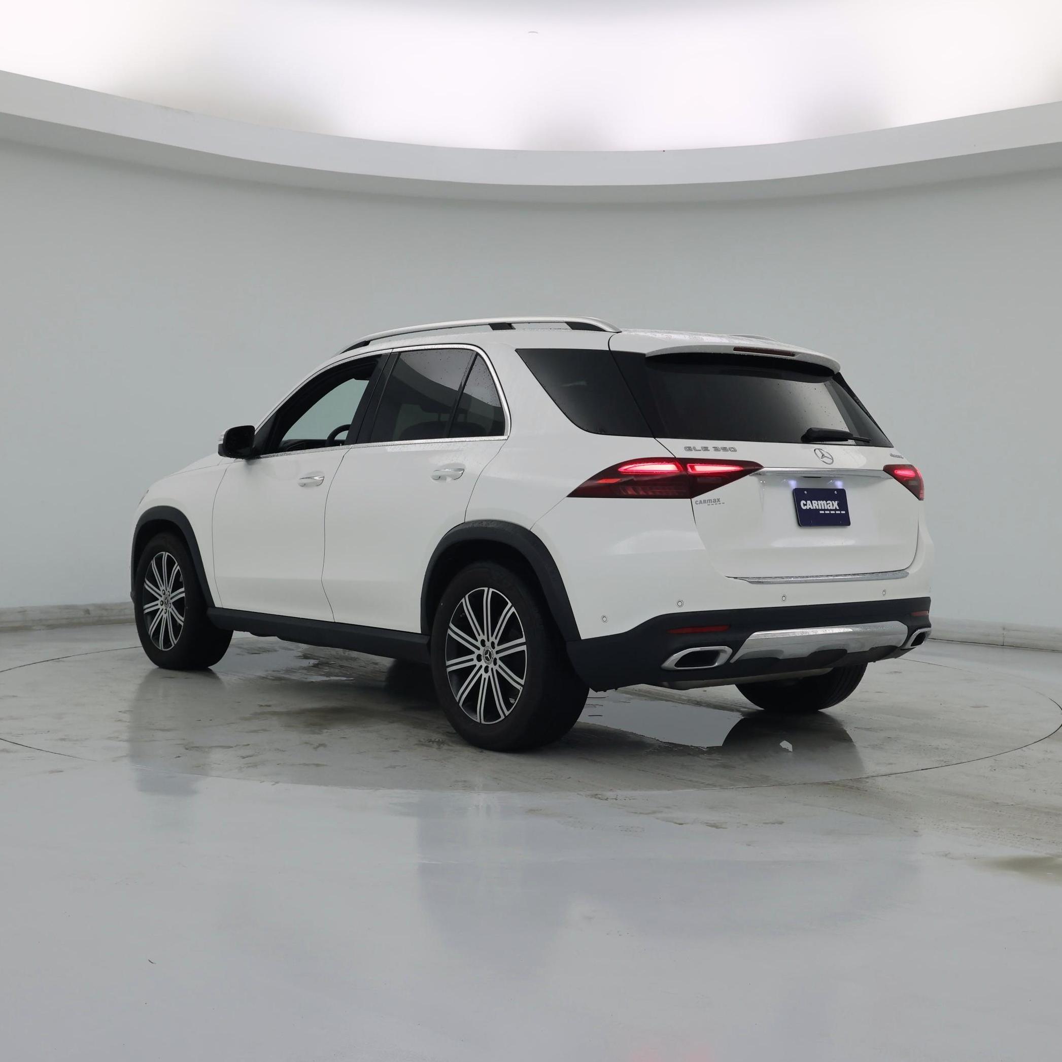 Thumbnail: 2024 Mercedes-Benz GLE - 2