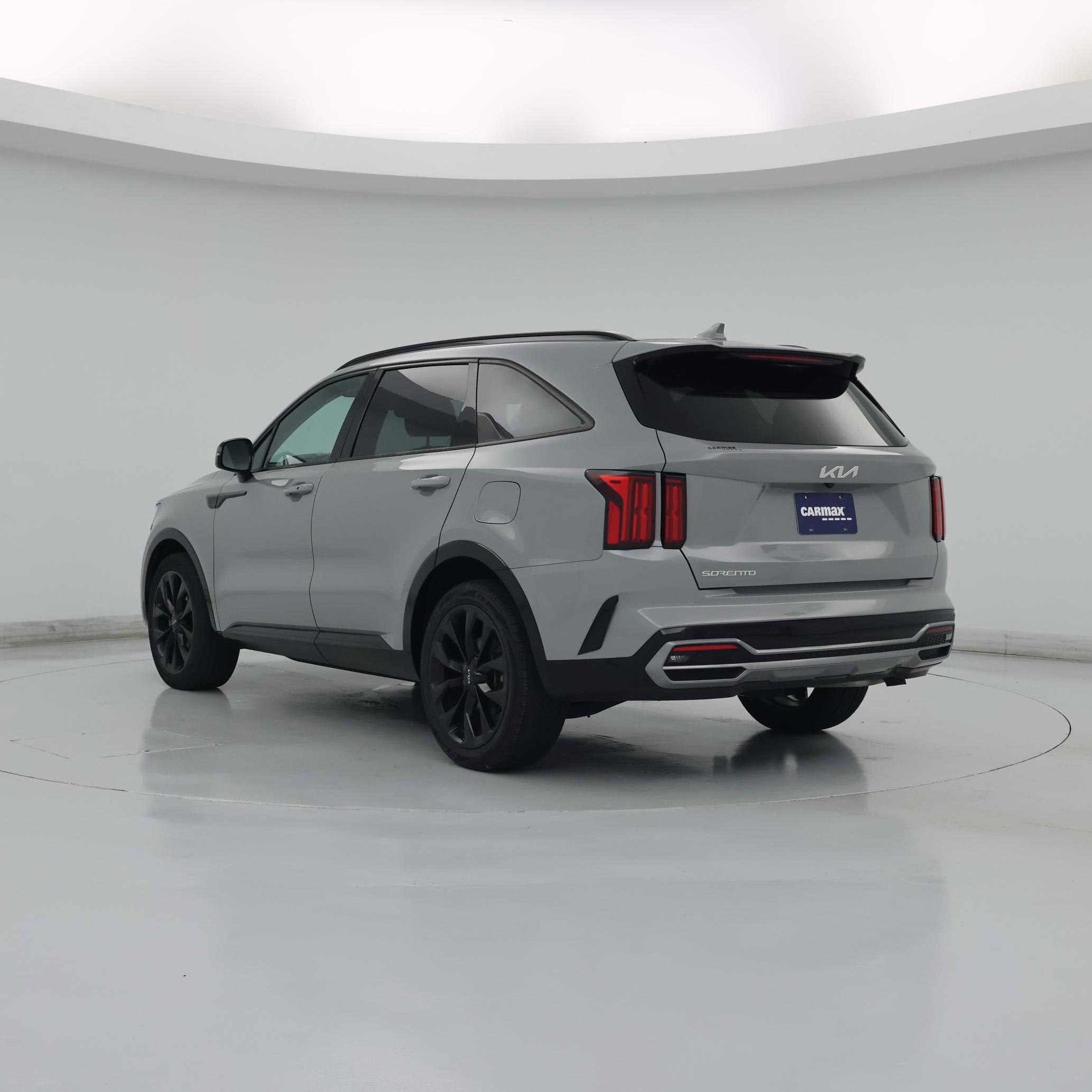 Thumbnail: 2023 Kia Sorento - 2