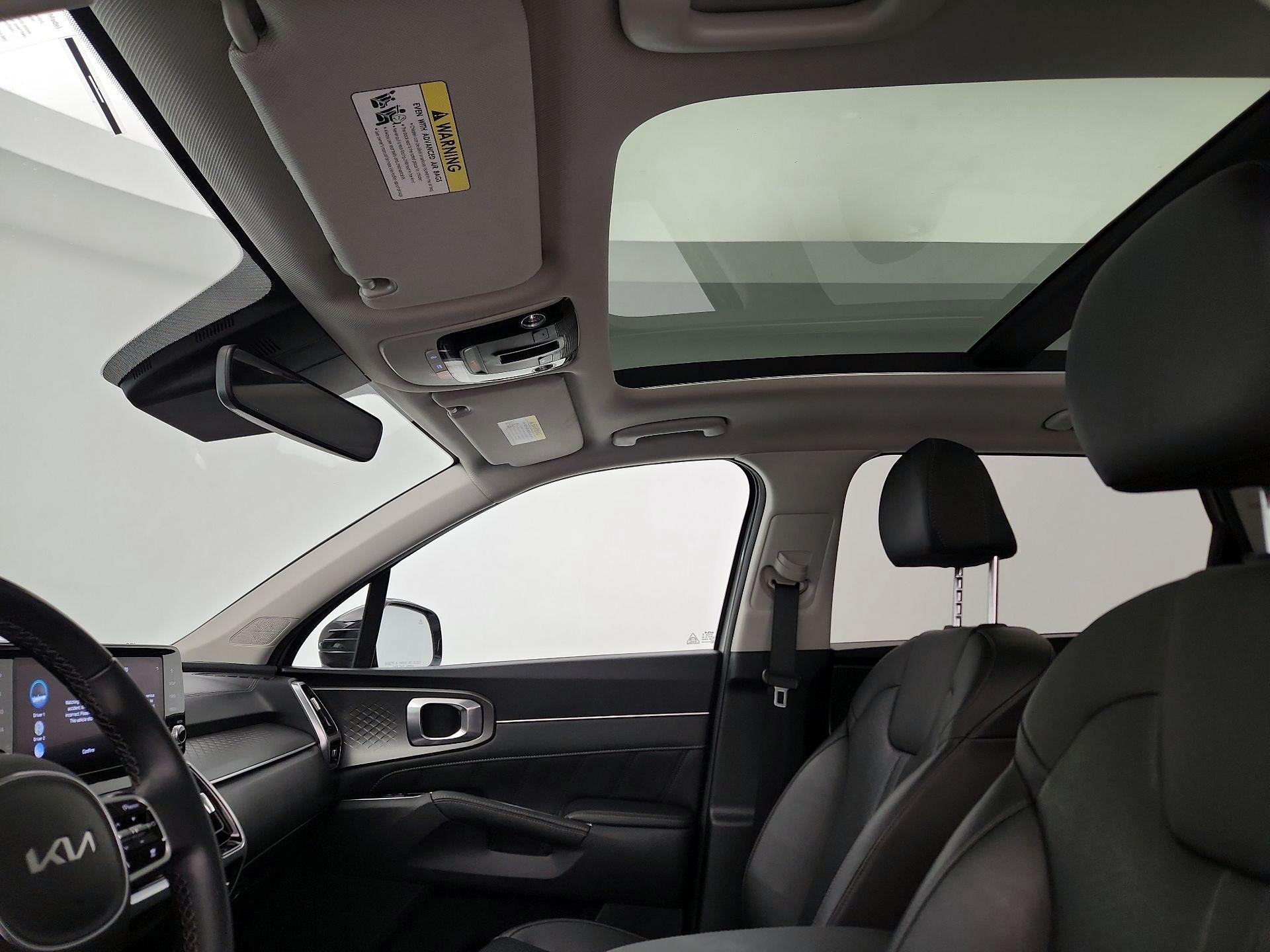 Thumbnail: 2023 Kia Sorento - 19