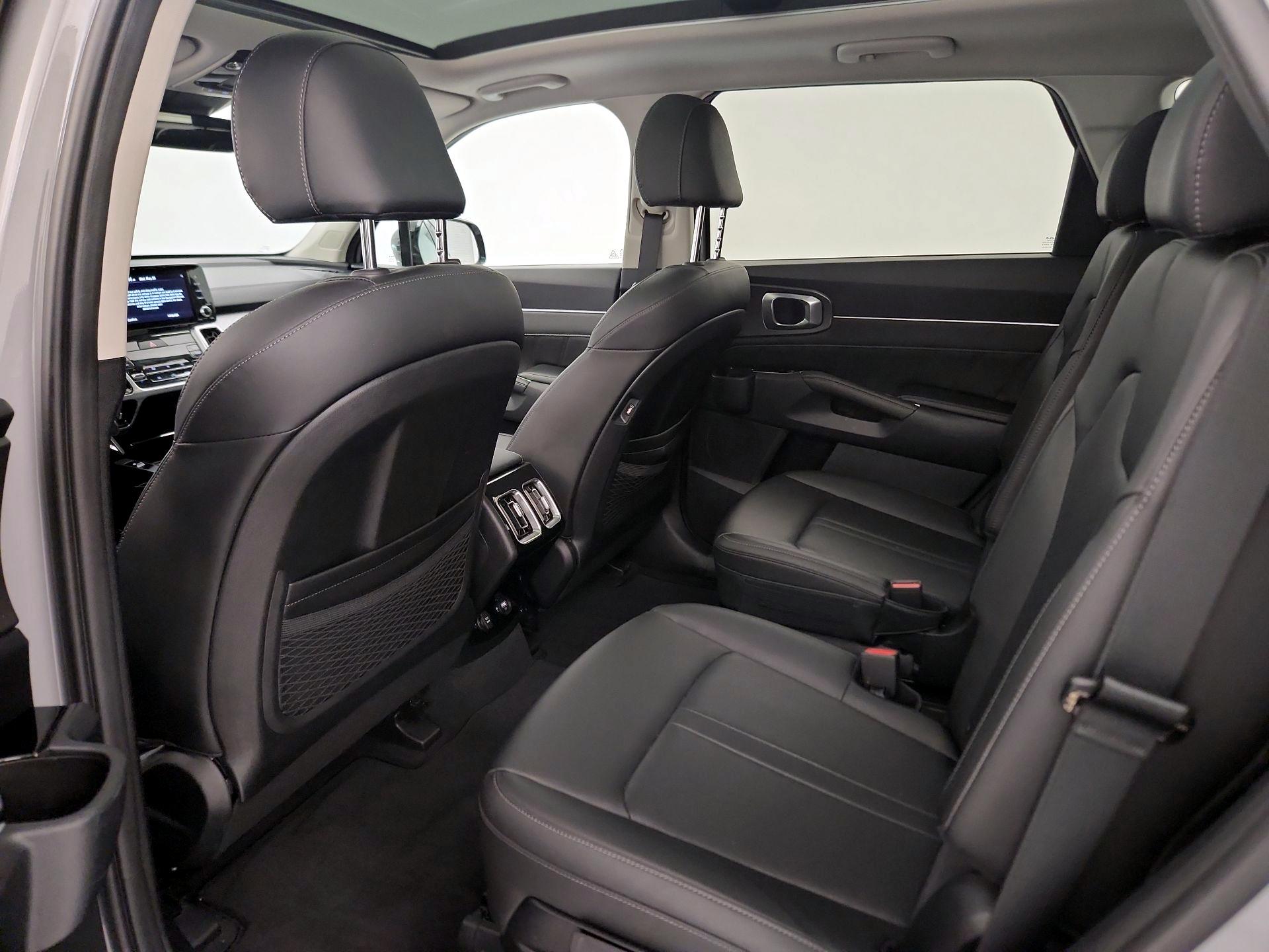 Thumbnail: 2023 Kia Sorento - 20