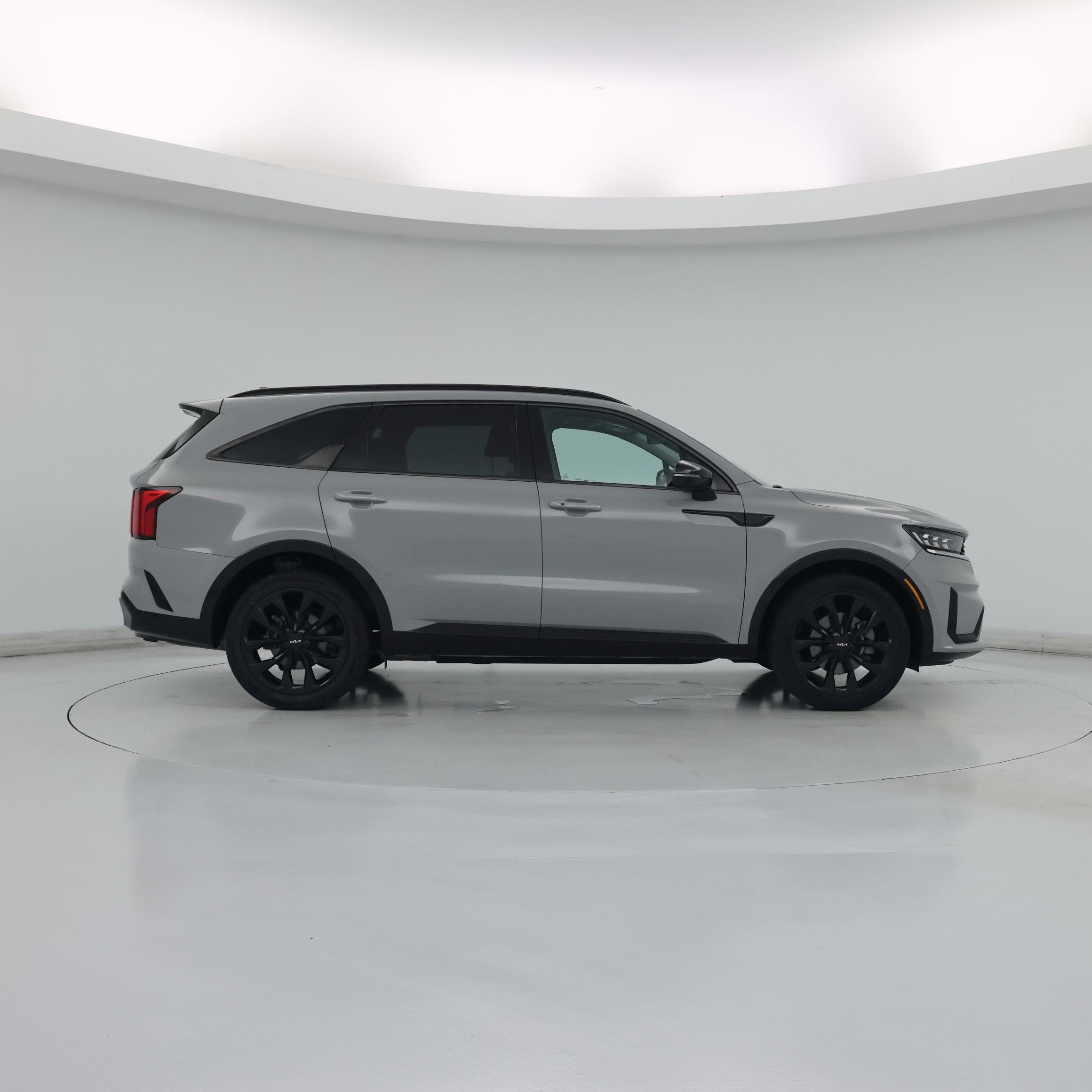 Thumbnail: 2023 Kia Sorento - 7