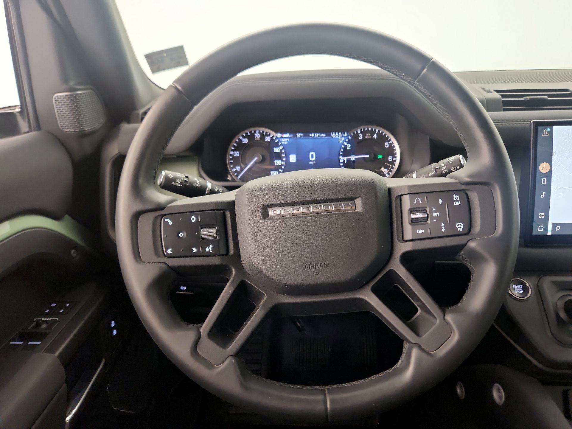 Thumbnail: 2023 Land Rover Defender - 10