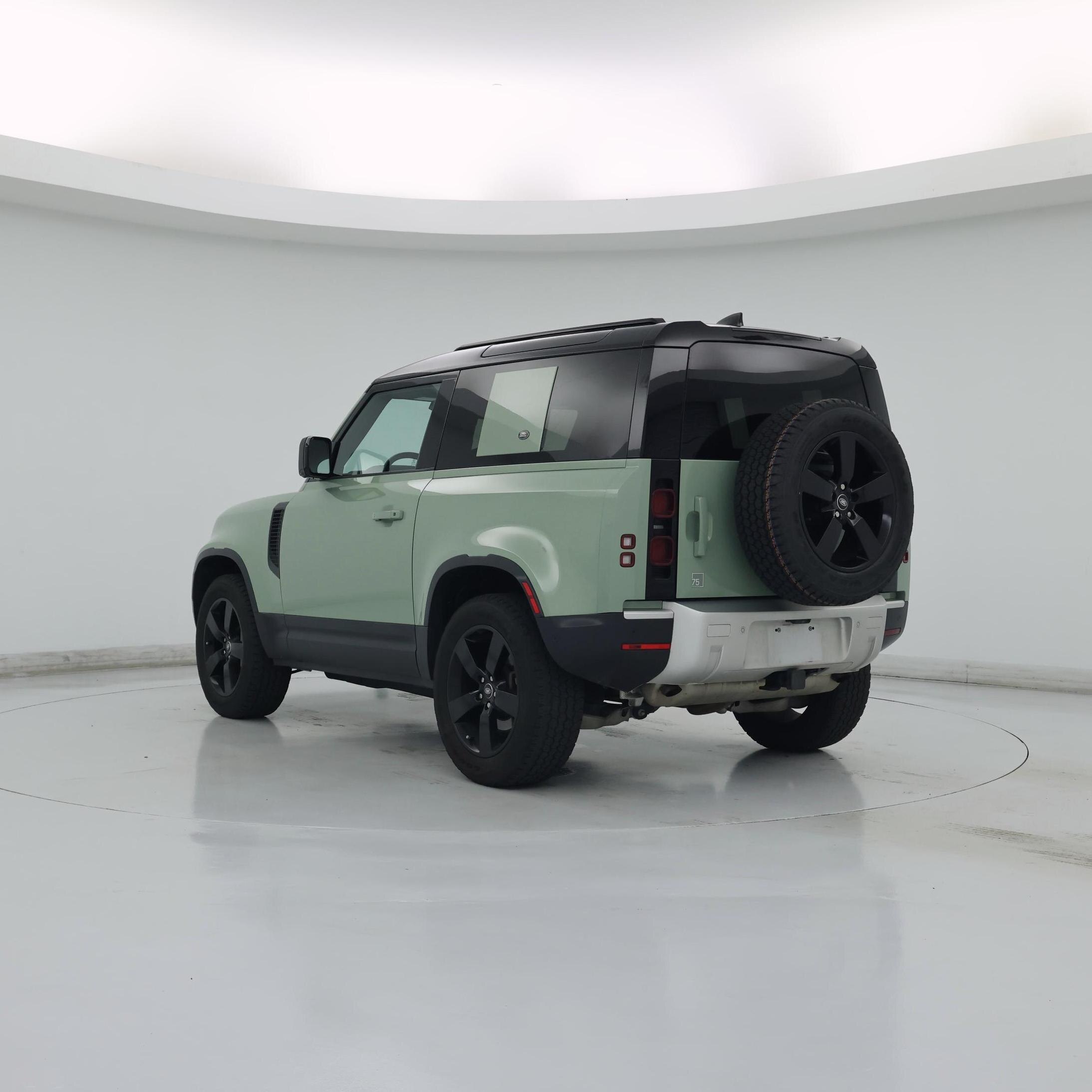 Thumbnail: 2023 Land Rover Defender - 2