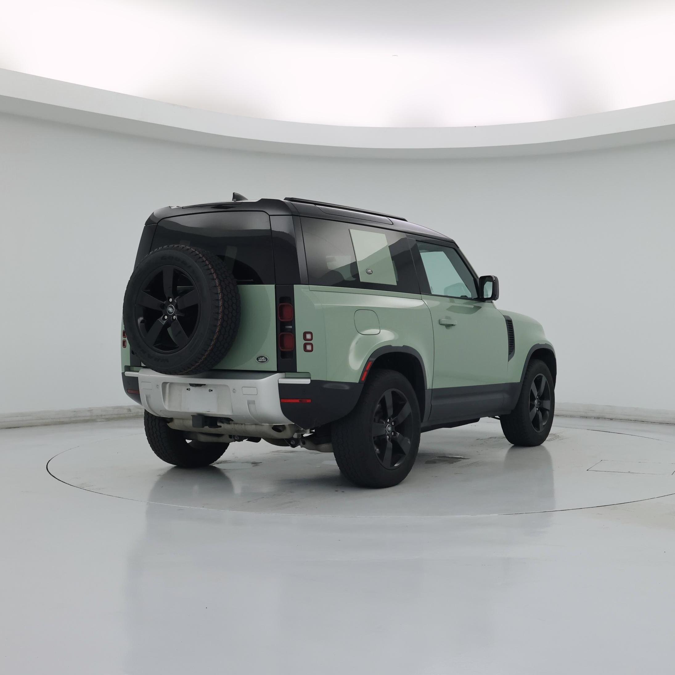 Thumbnail: 2023 Land Rover Defender - 8