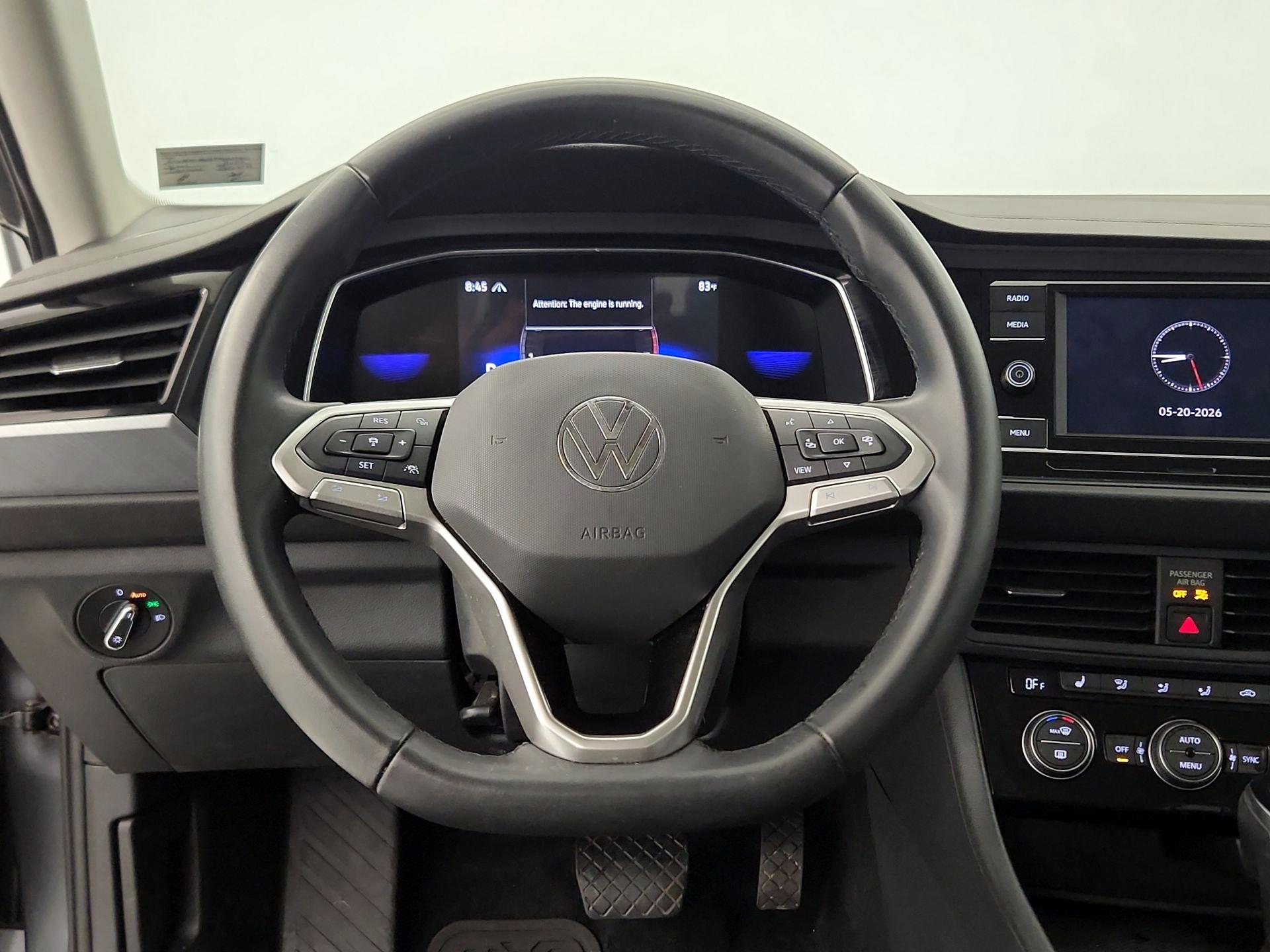Thumbnail: 2023 Volkswagen Jetta - 10