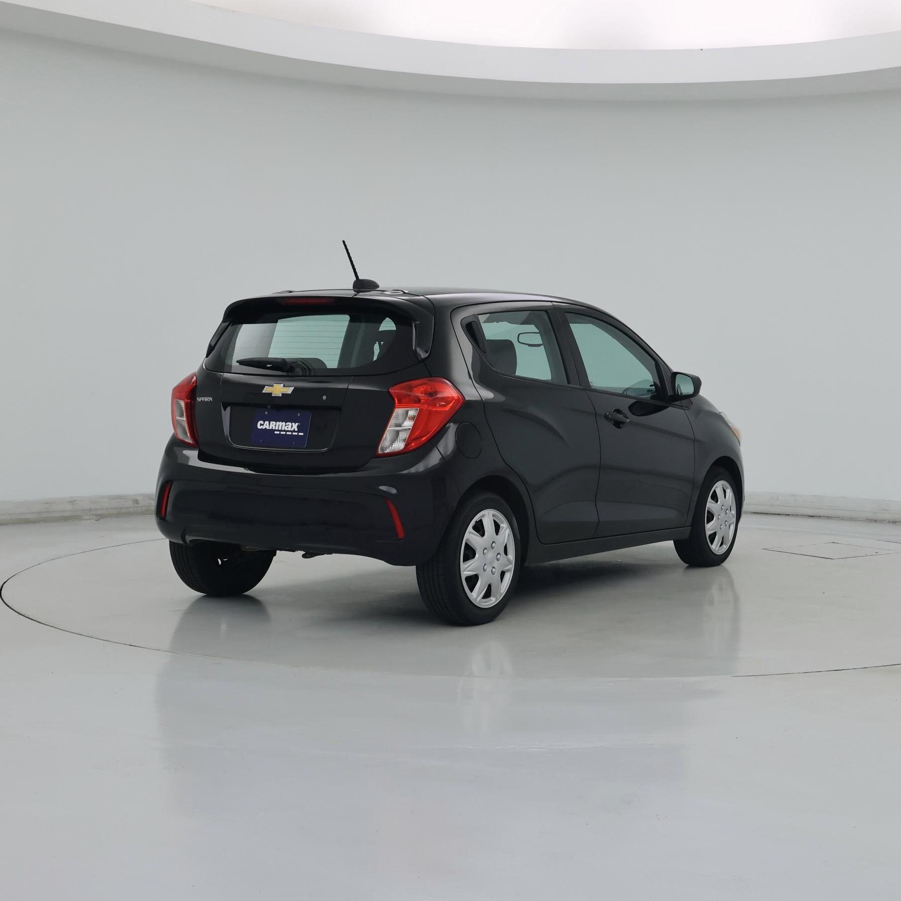 Thumbnail: 2017 Chevrolet Spark - 8