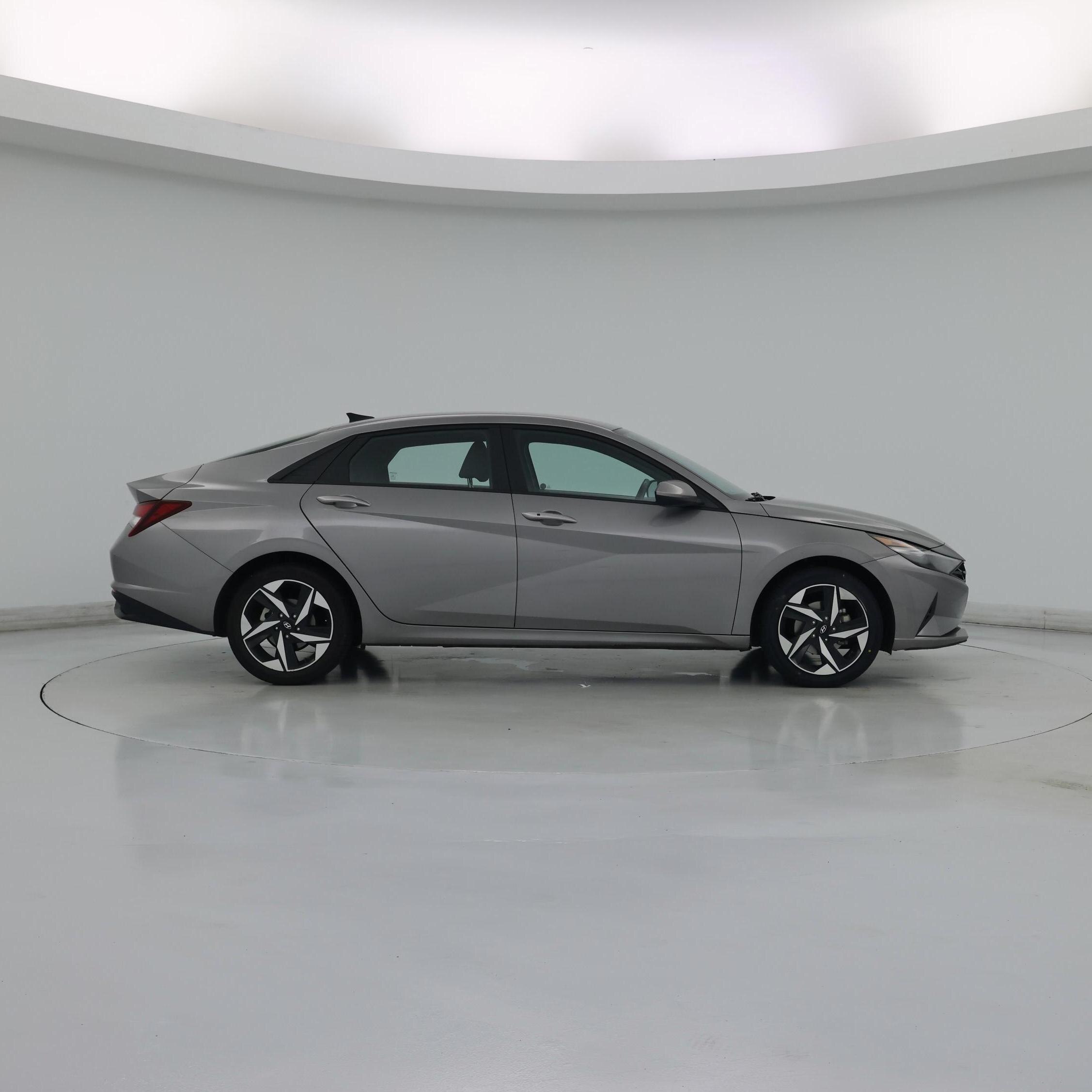 Thumbnail: 2023 Hyundai Elantra - 7