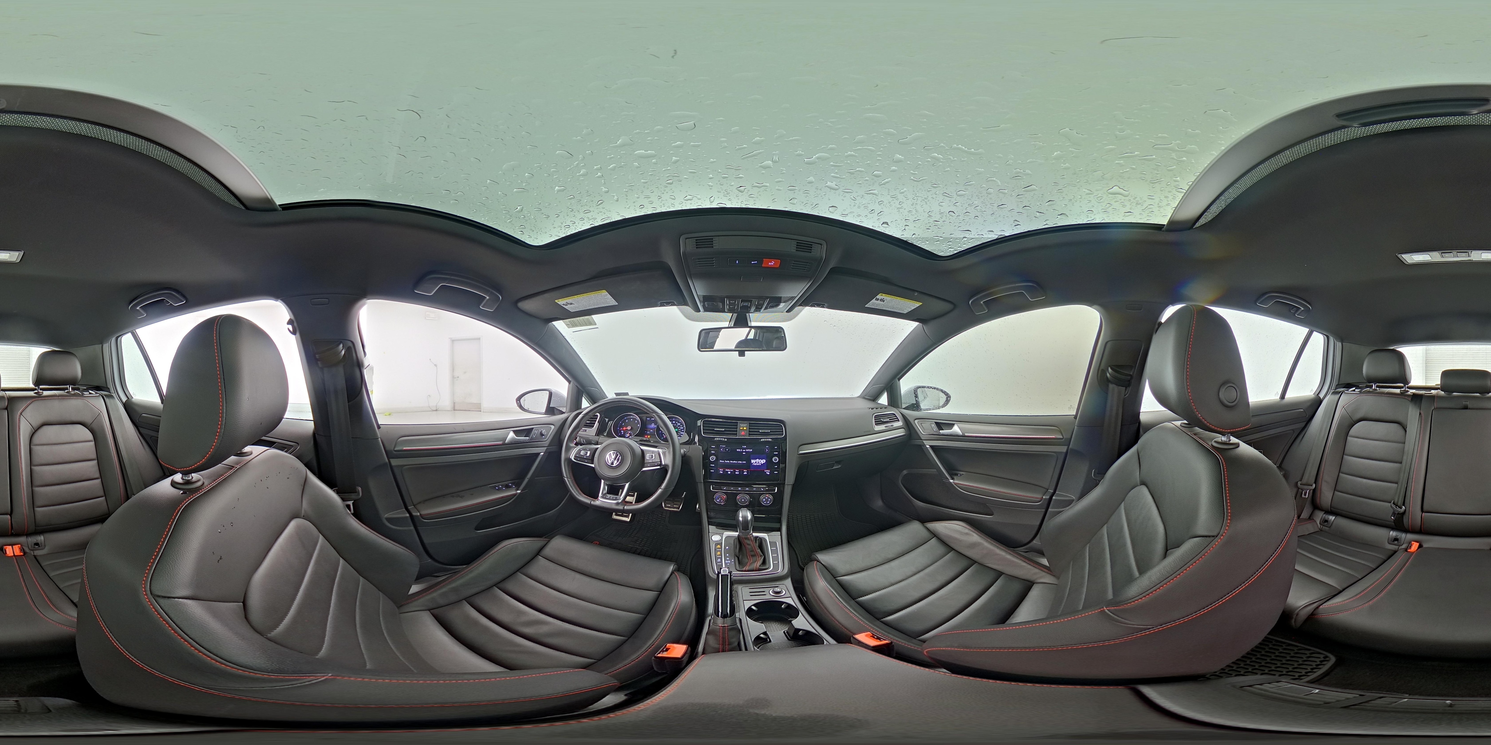 2019 Volkswagen Golf GTI SE - Photo 26