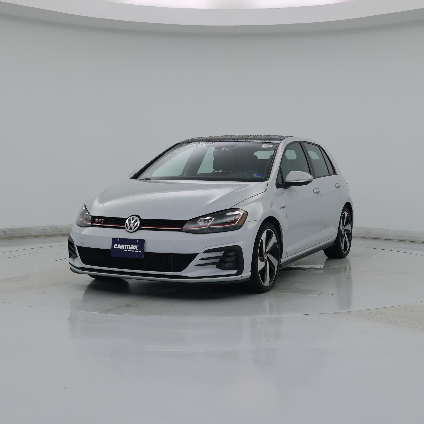 Thumbnail: 2019 Volkswagen Golf - 4