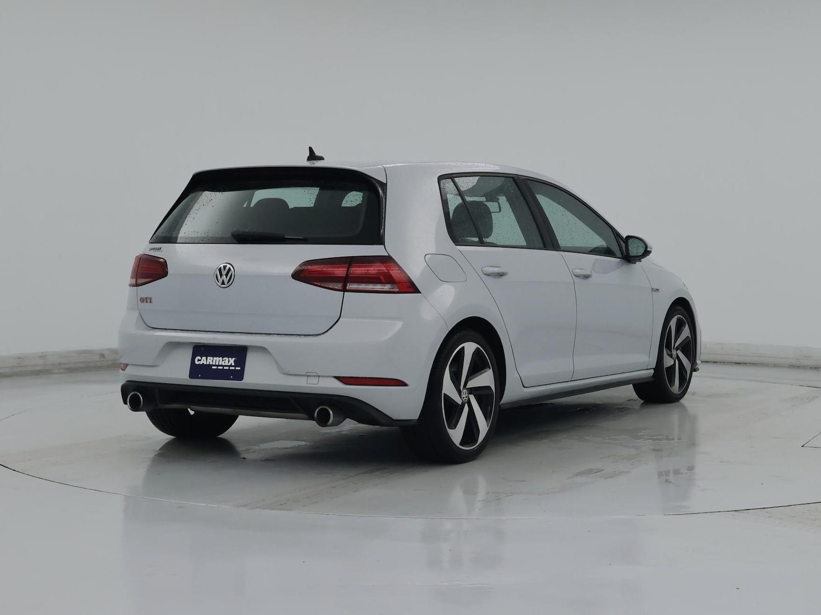 2019 Volkswagen Golf GTI SE - Photo 9
