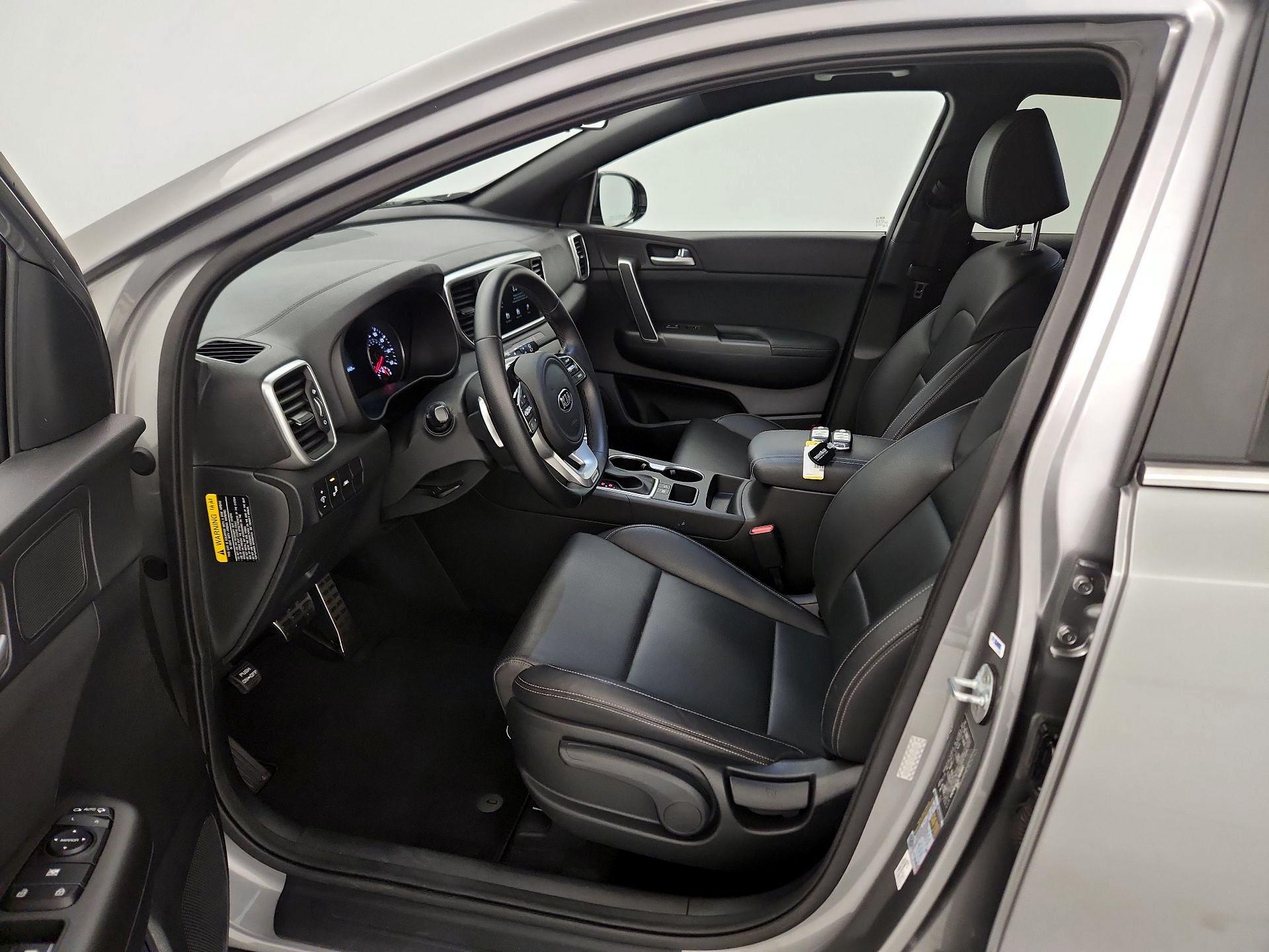 Thumbnail: 2020 Kia Sportage - 11