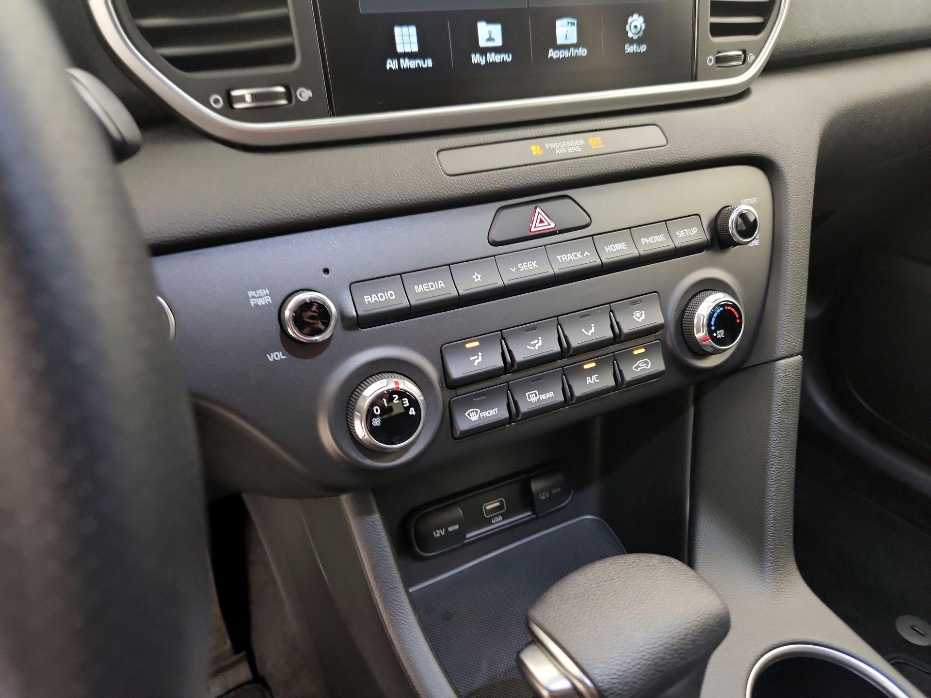 Thumbnail: 2020 Kia Sportage - 14