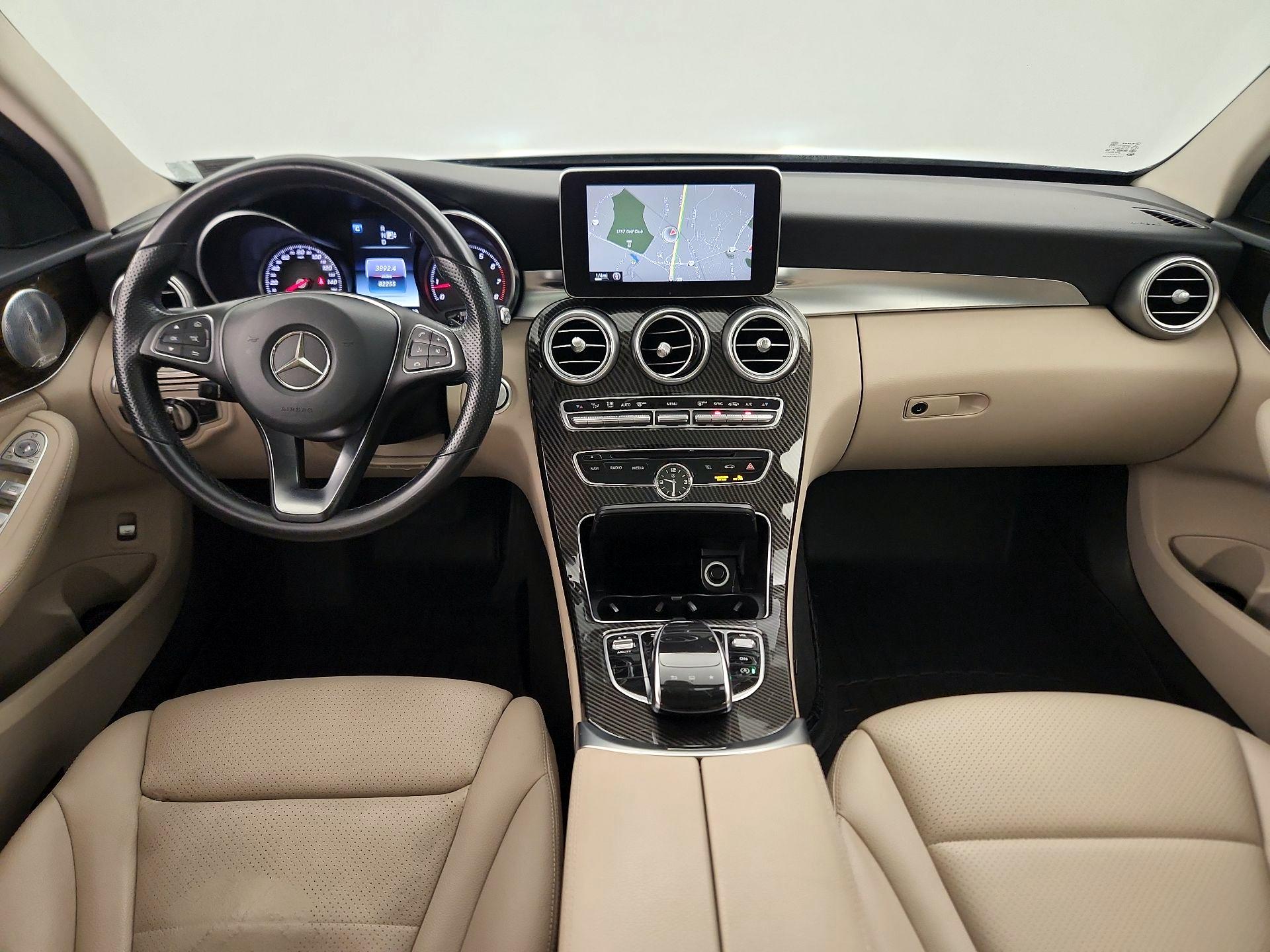 Thumbnail: 2015 Mercedes-Benz C-Class - 9