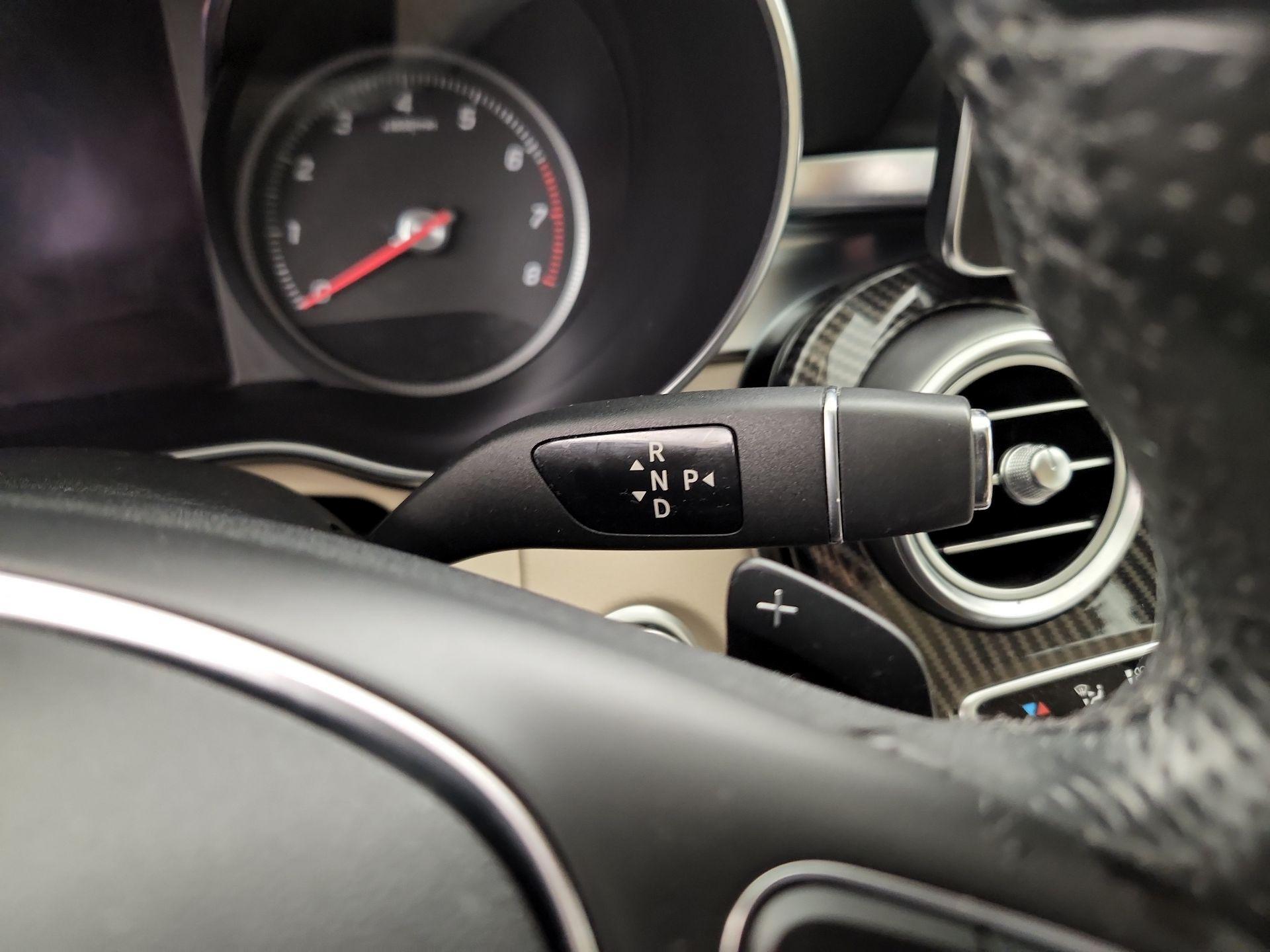 Thumbnail: 2015 Mercedes-Benz C-Class - 18