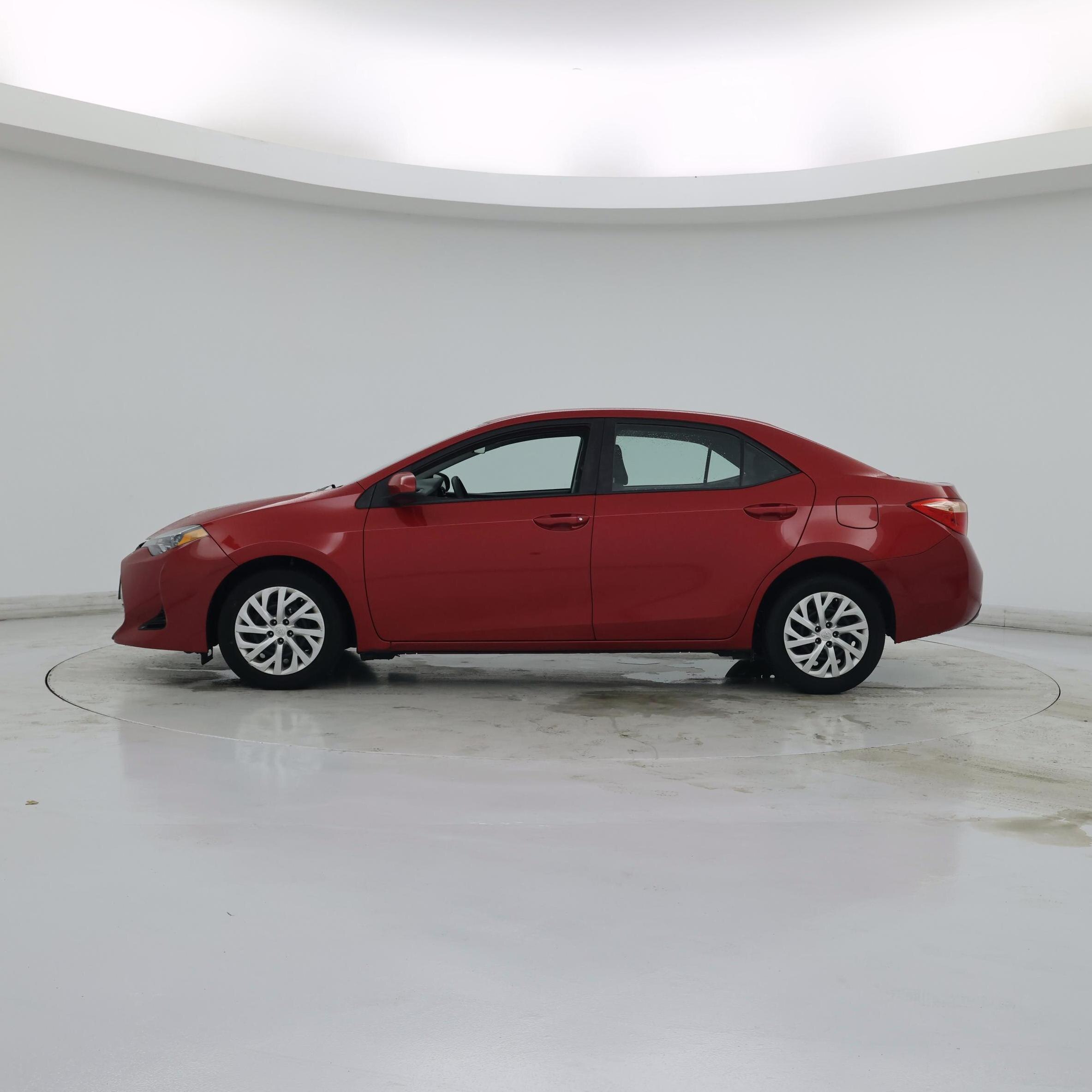 Thumbnail: 2018 Toyota Corolla - 3
