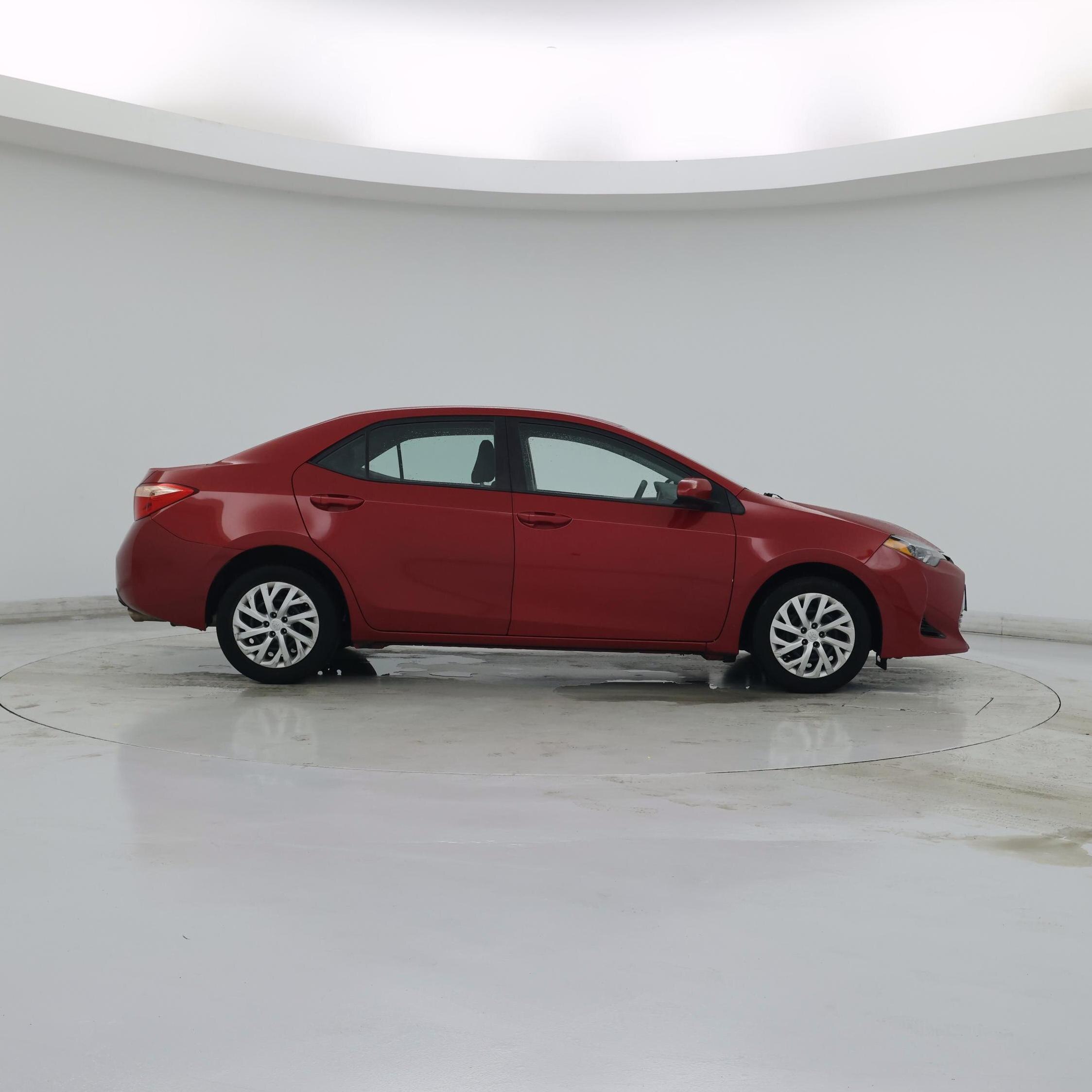 Thumbnail: 2018 Toyota Corolla - 7