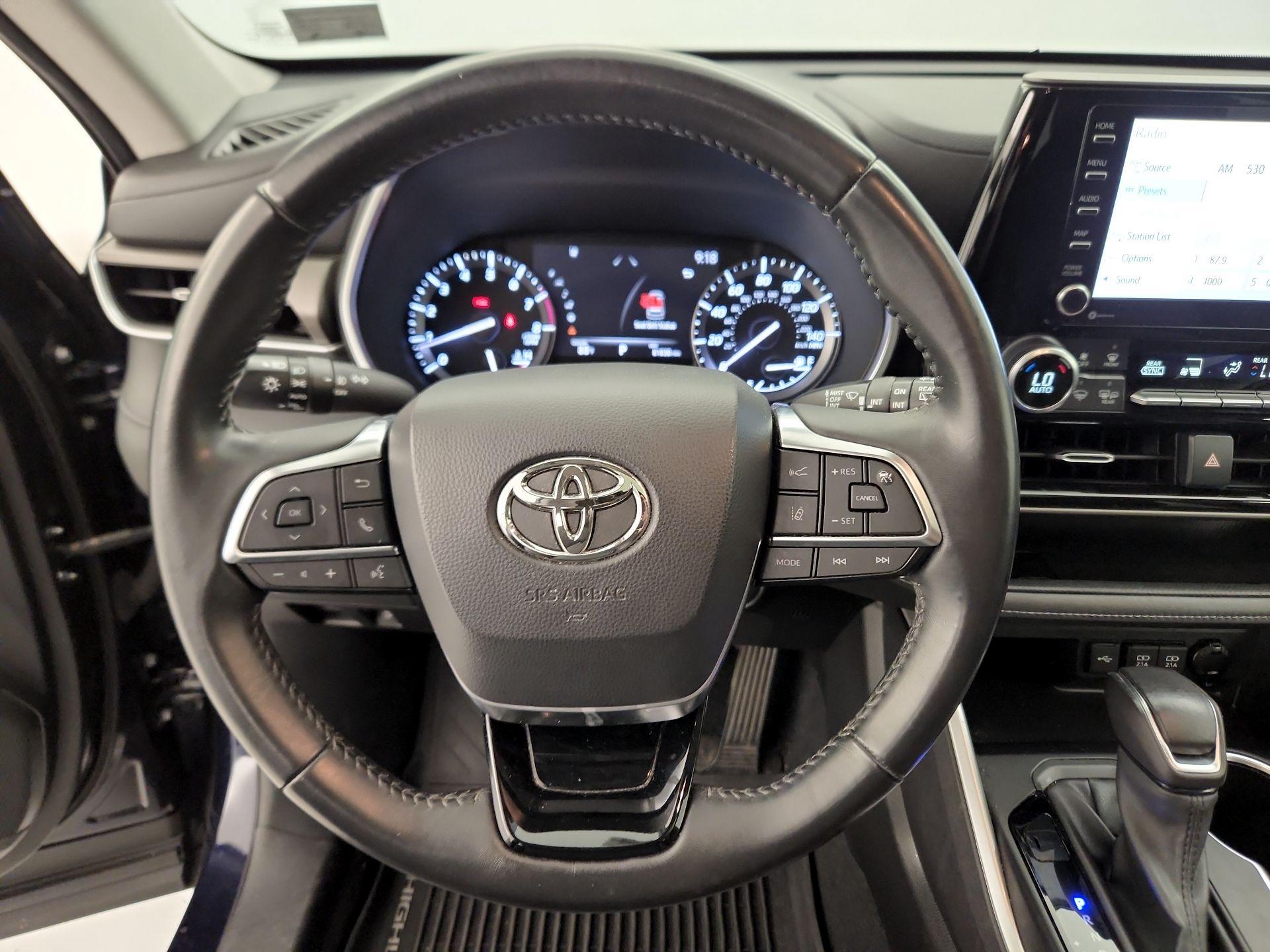 Thumbnail: 2020 Toyota Highlander - 10