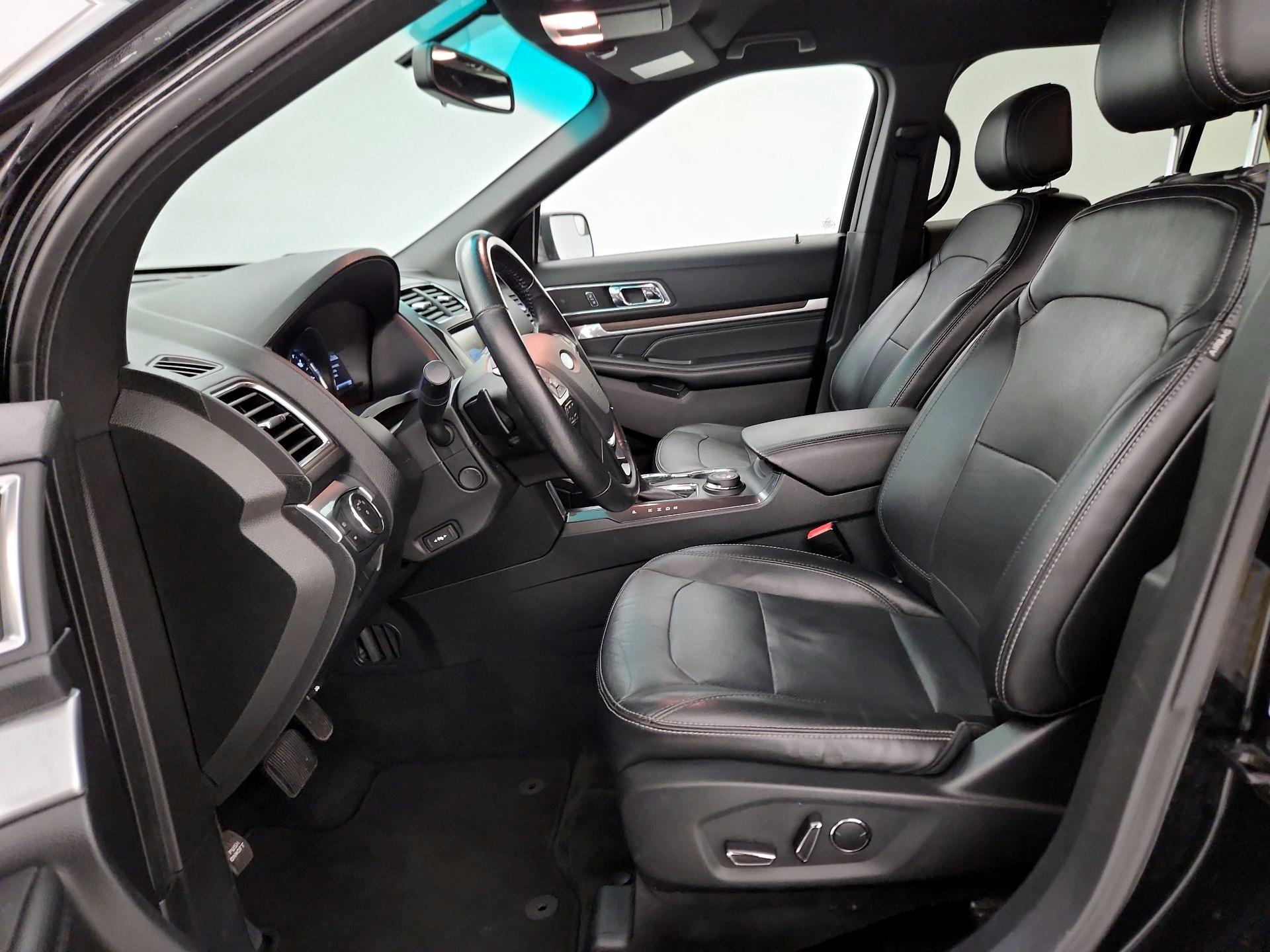 Thumbnail: 2016 Ford Explorer - 11