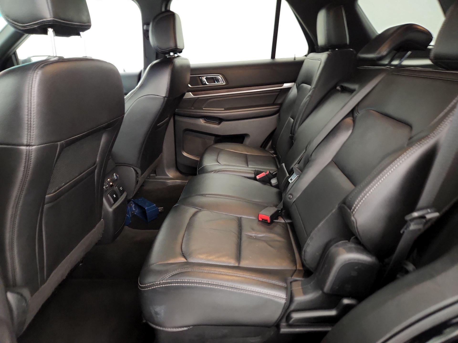Thumbnail: 2016 Ford Explorer - 19