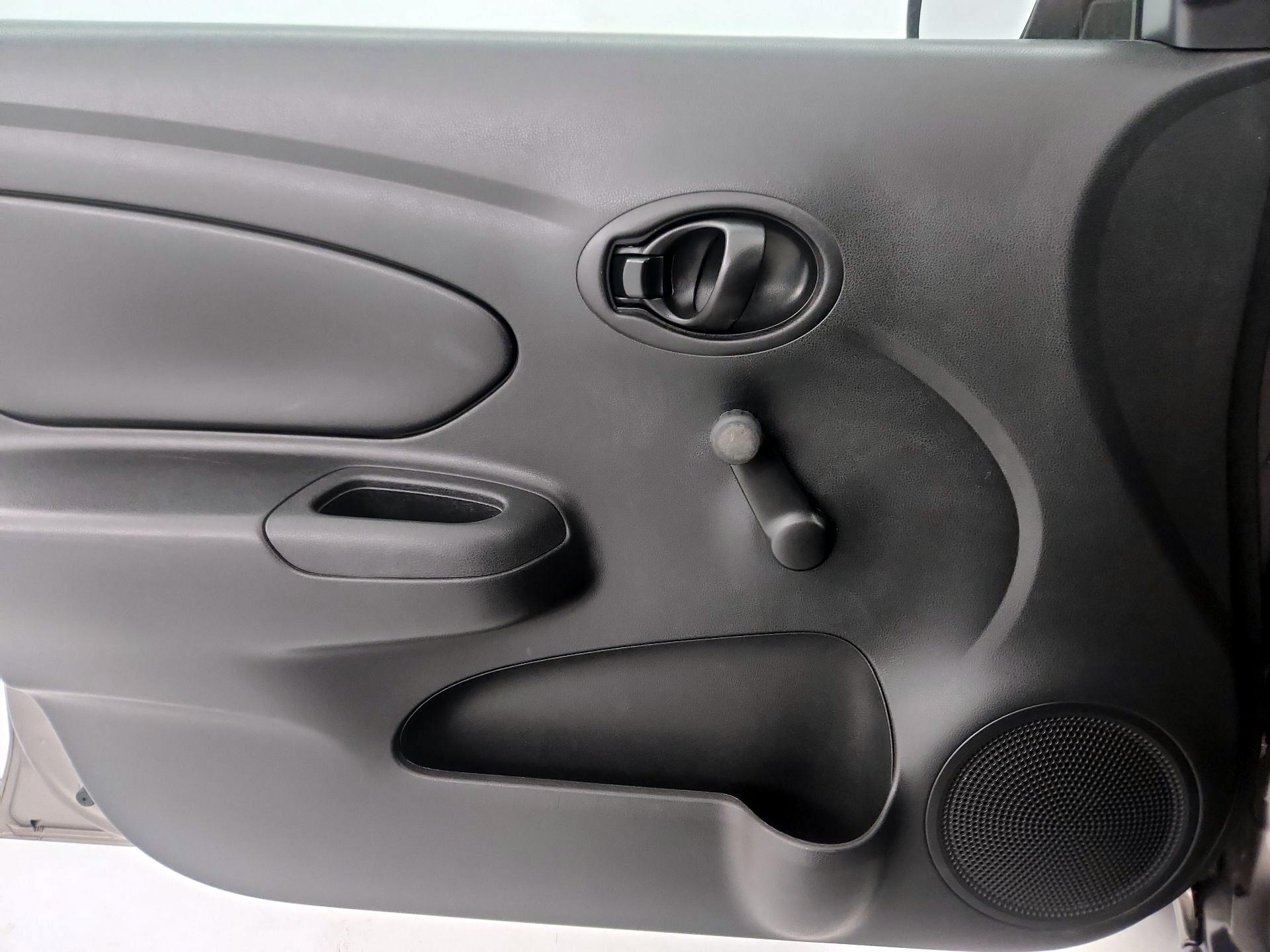 Thumbnail: 2015 Nissan Versa - 12