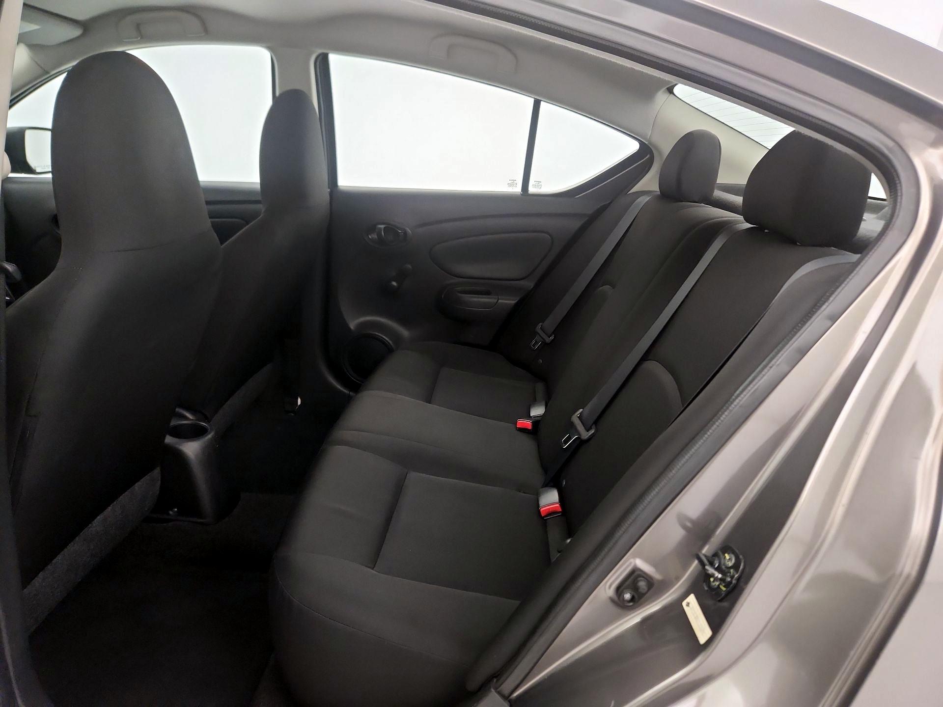 Thumbnail: 2015 Nissan Versa - 17