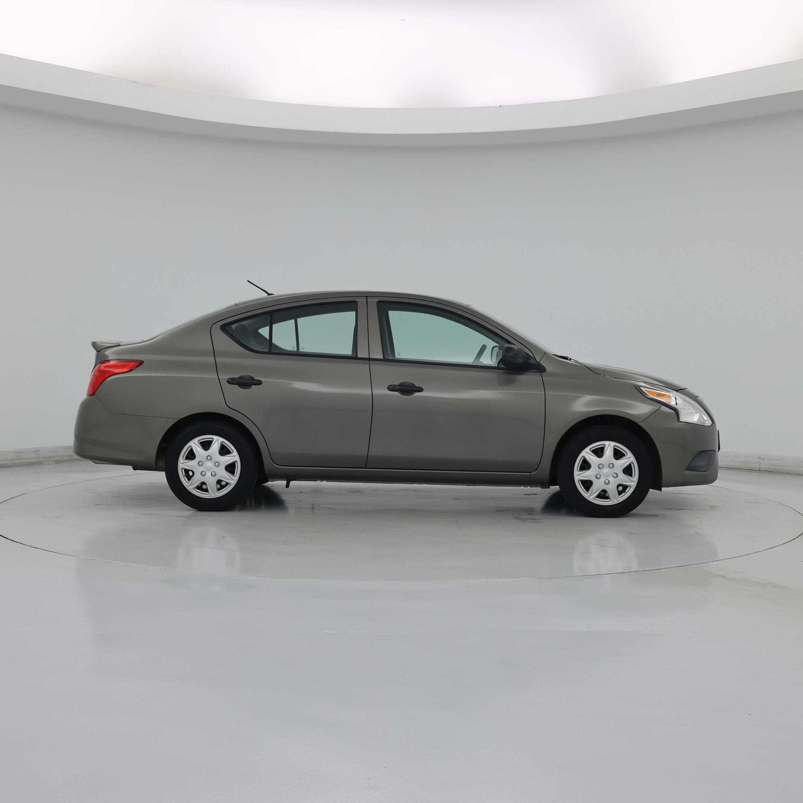 Thumbnail: 2015 Nissan Versa - 7