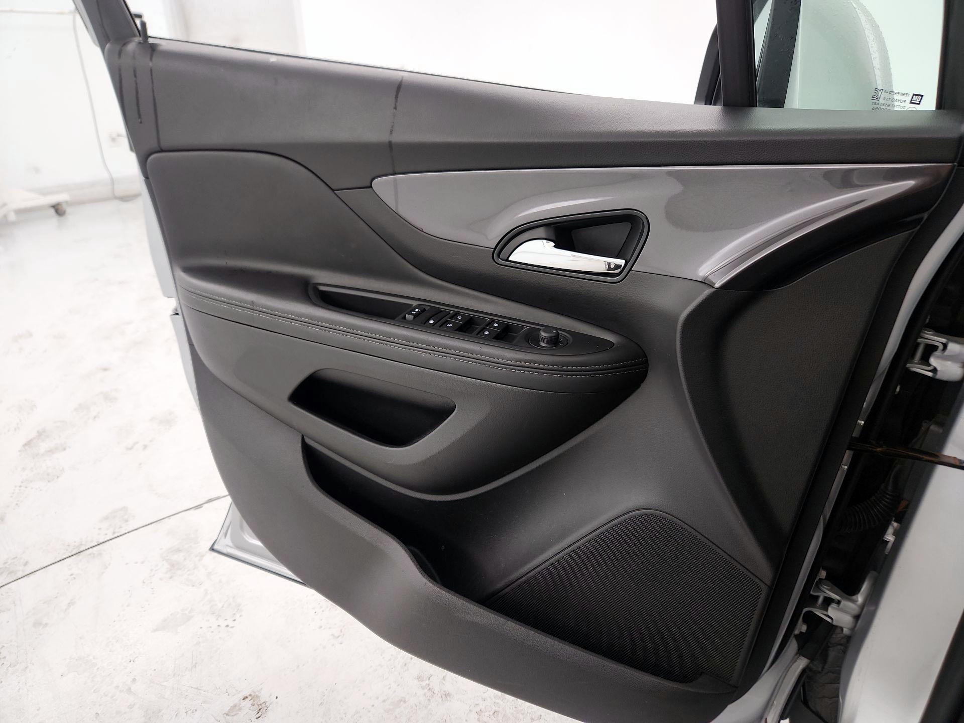 Thumbnail: 2020 Buick Encore - 12