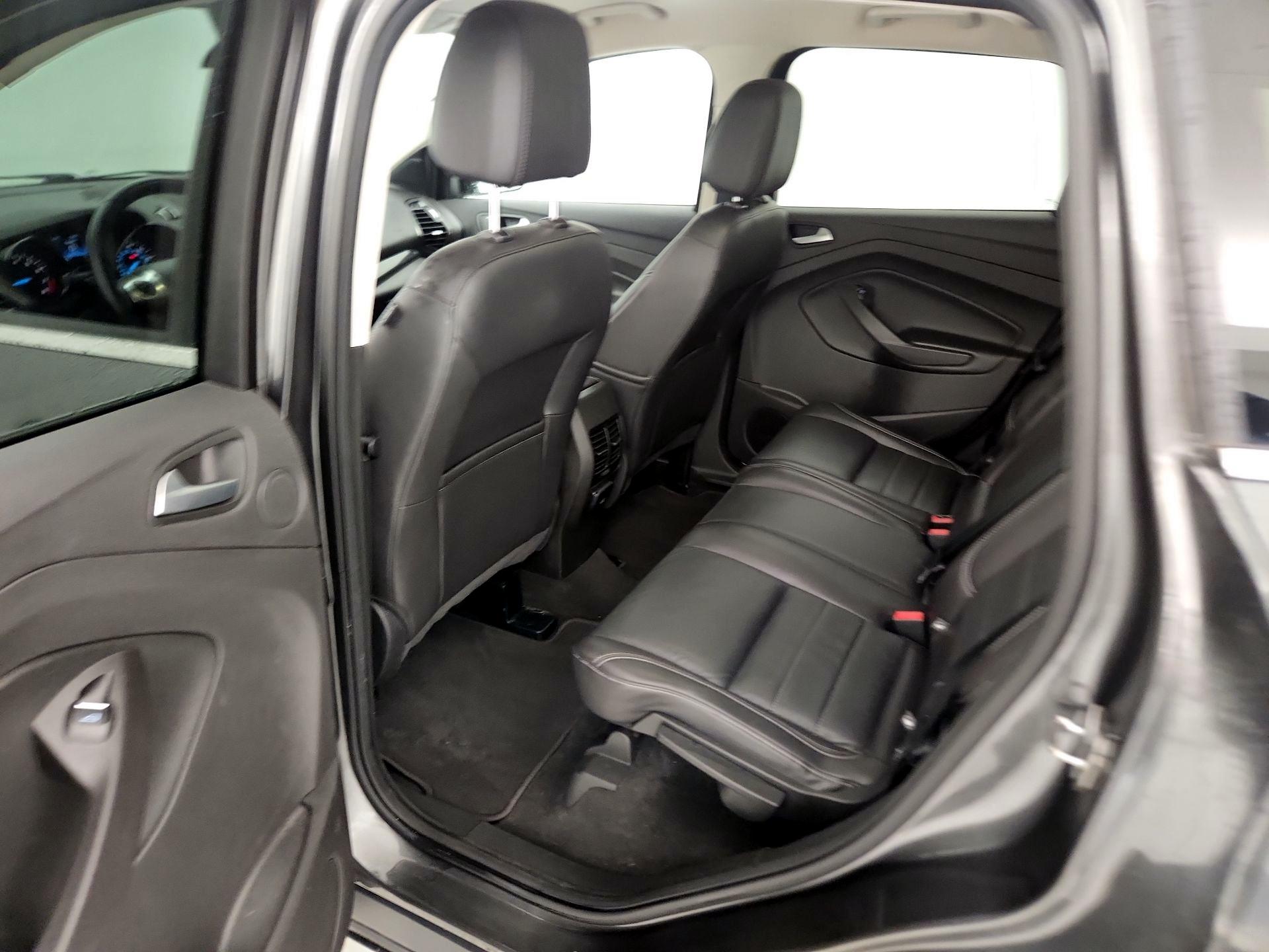 Thumbnail: 2016 Ford Escape - 16