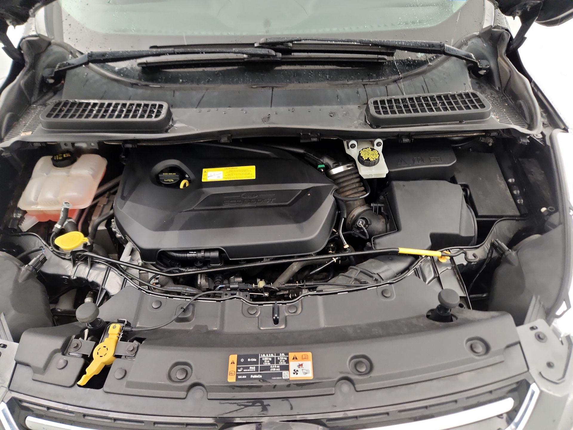 Thumbnail: 2016 Ford Escape - 18