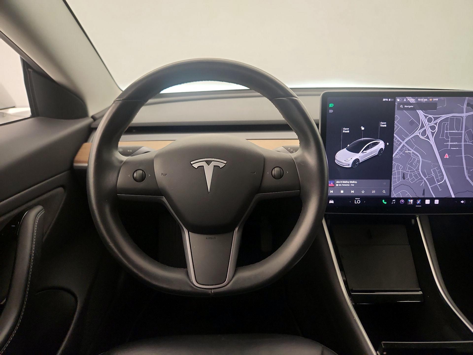 Thumbnail: 2019 Tesla Model 3 - 10