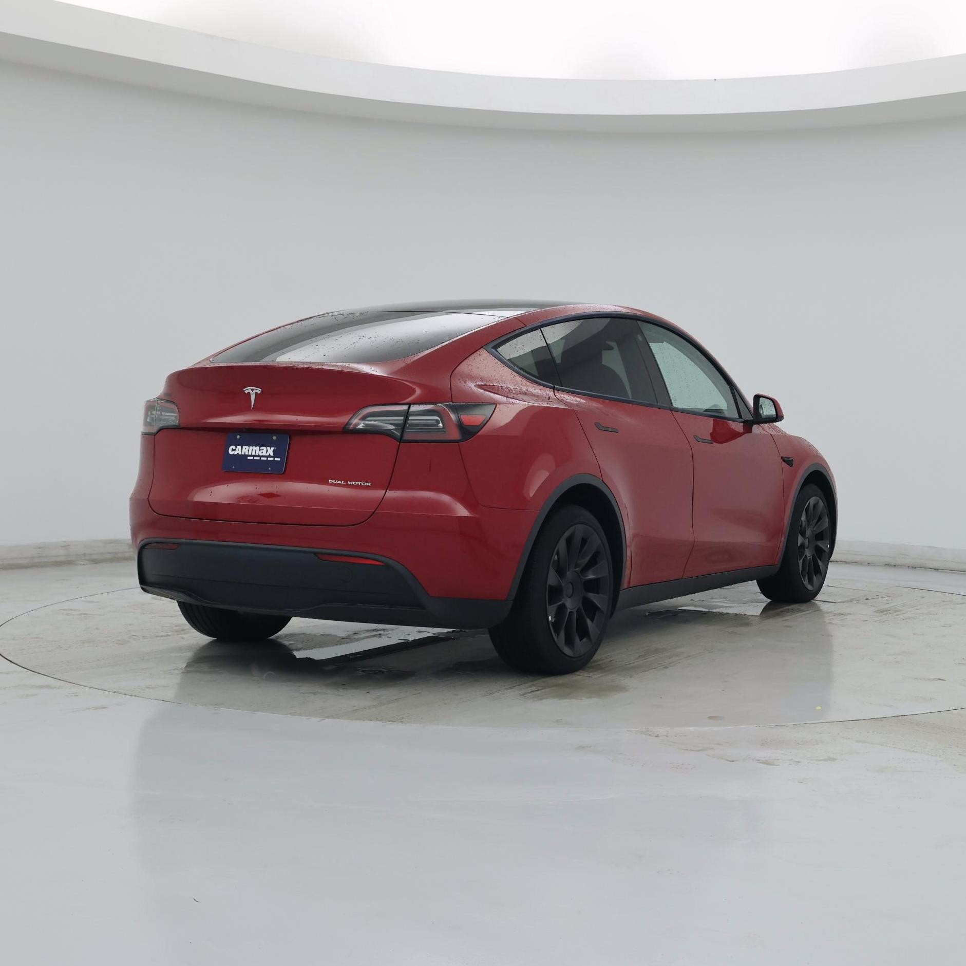 Thumbnail: 2023 Tesla Model Y - 8