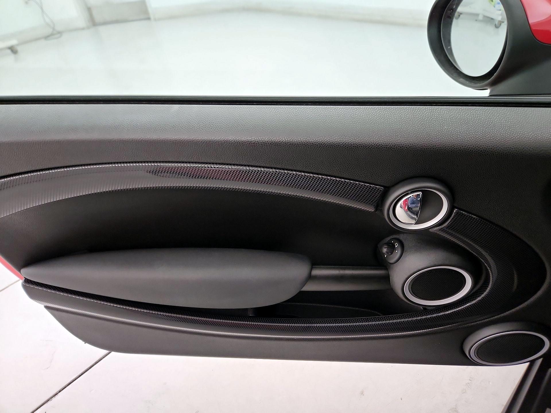 Thumbnail: 2015 MINI Cooper - 12