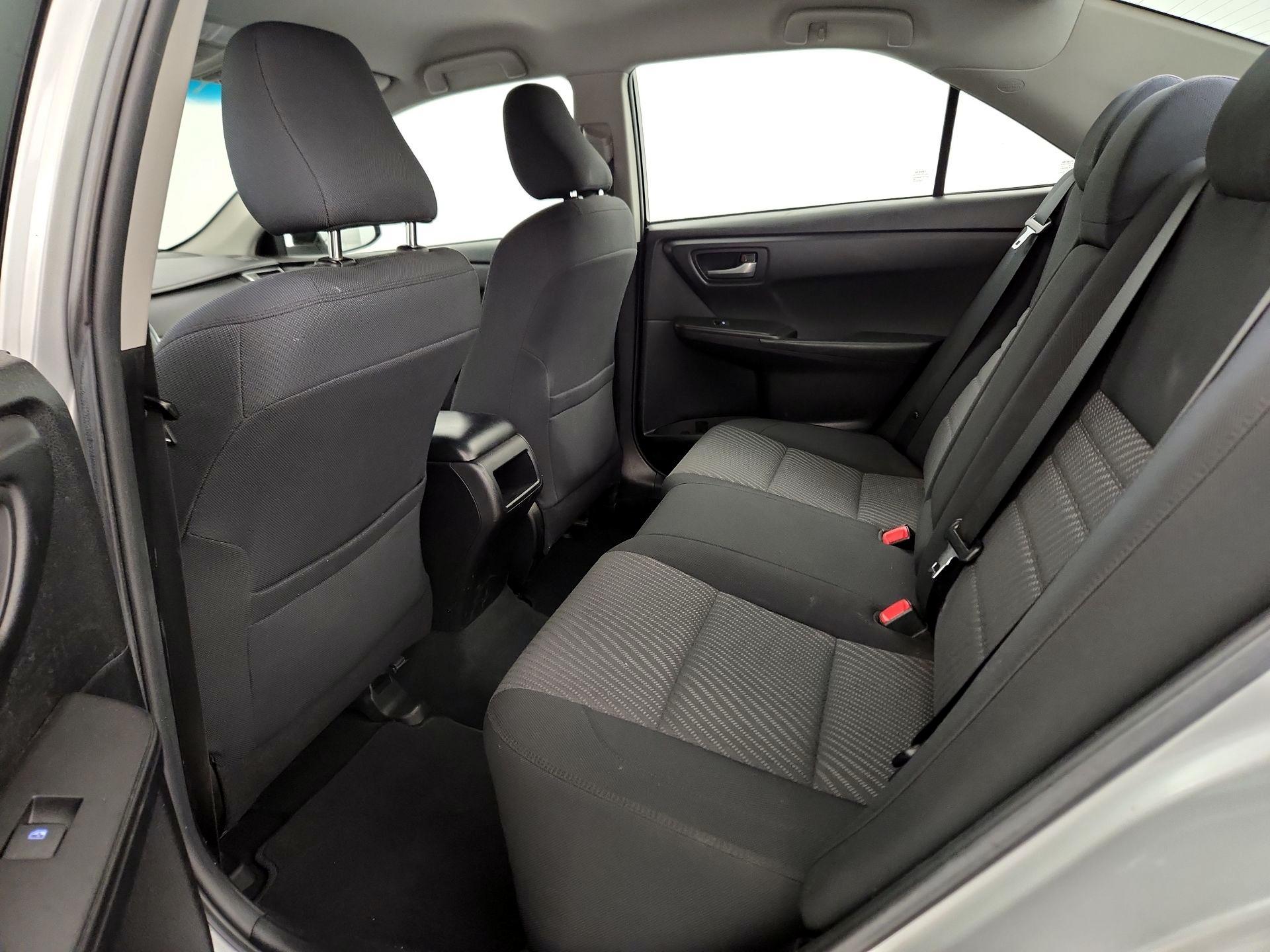 Thumbnail: 2016 Toyota Camry - 19