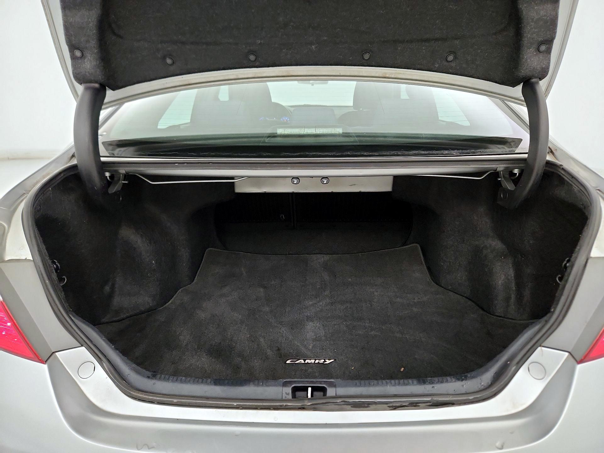 Thumbnail: 2016 Toyota Camry - 20