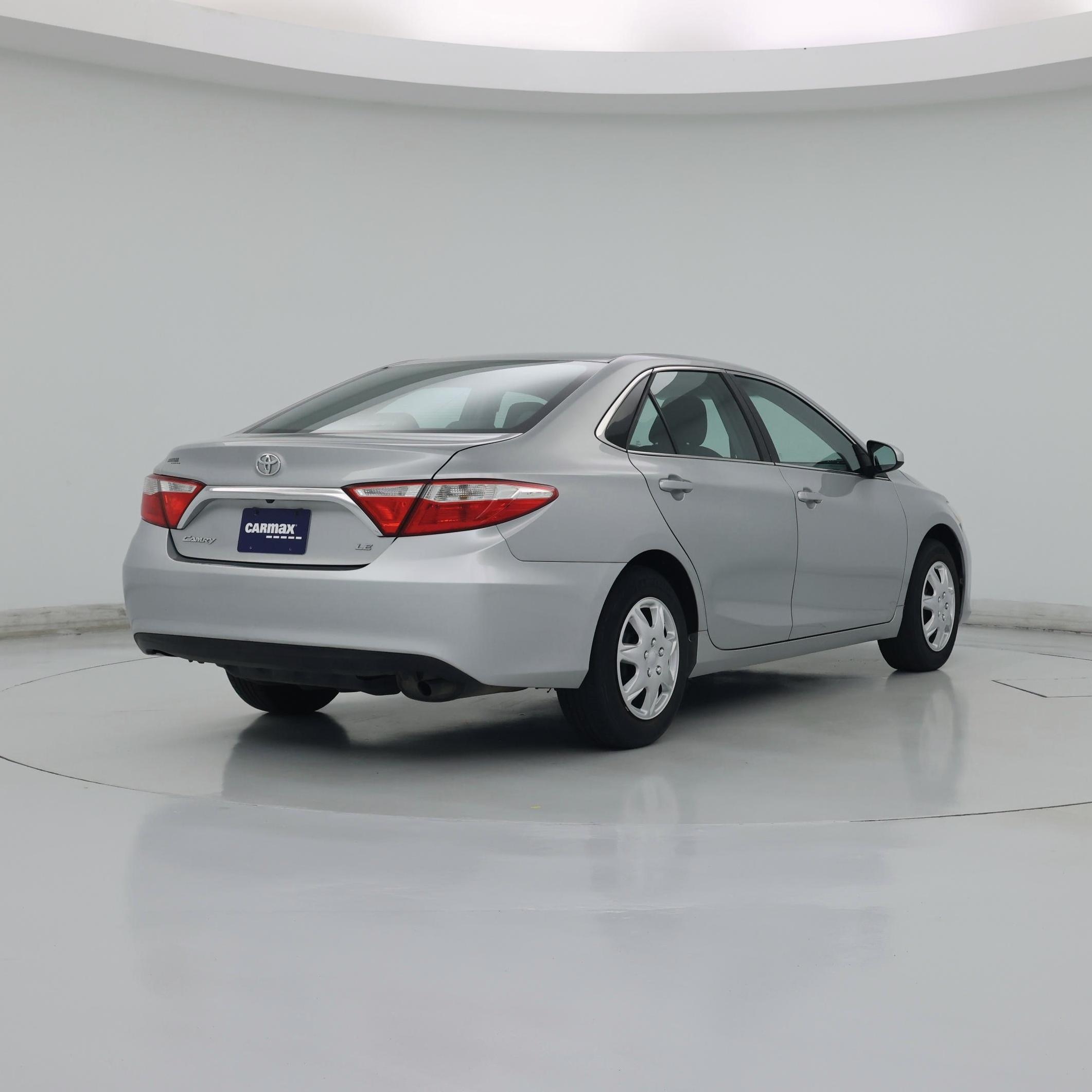 Thumbnail: 2016 Toyota Camry - 8