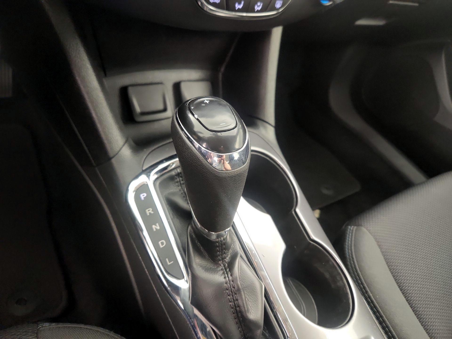Thumbnail: 2016 Chevrolet Cruze - 15