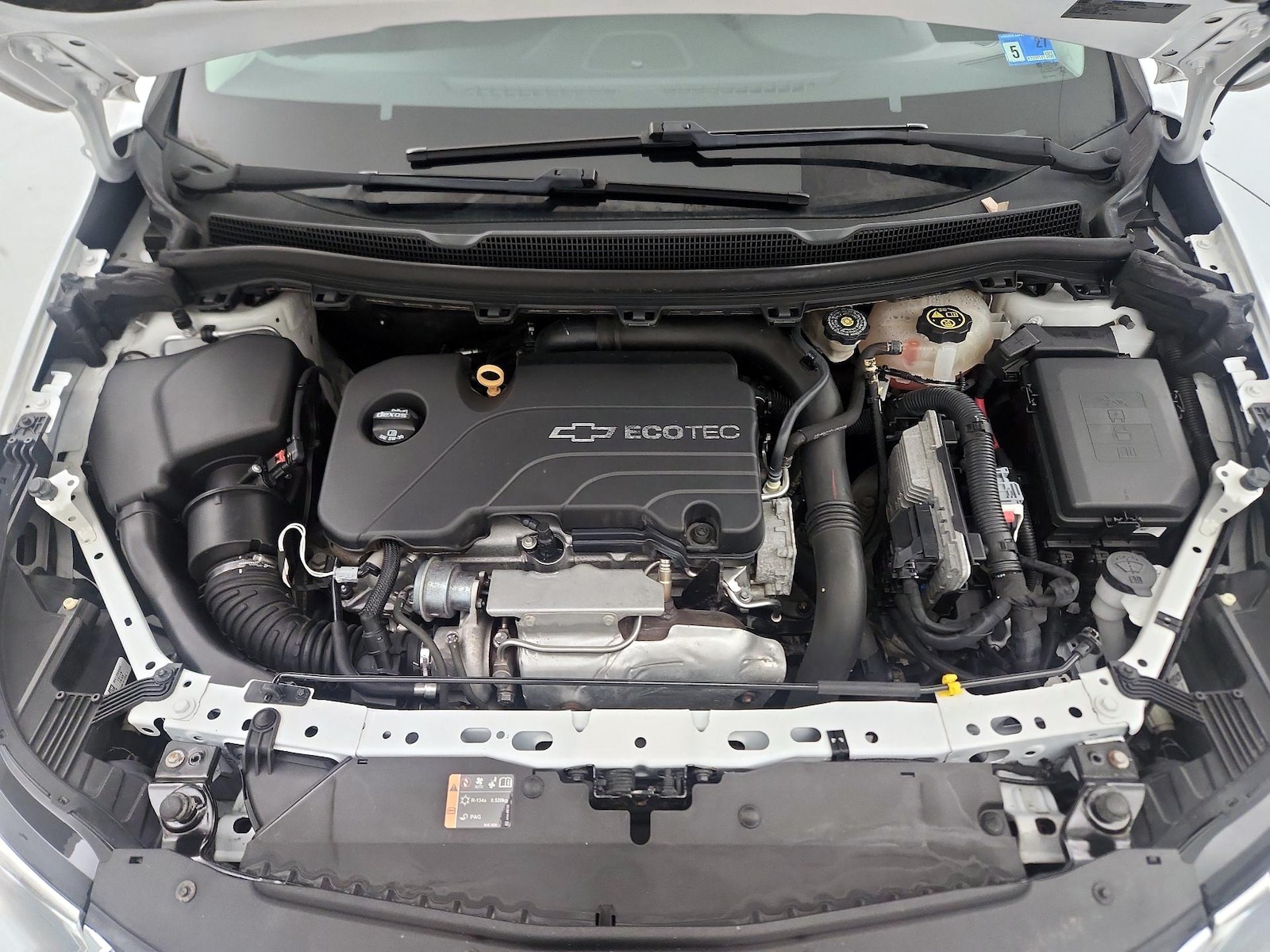 2016 Chevrolet Cruze LT - Photo 18