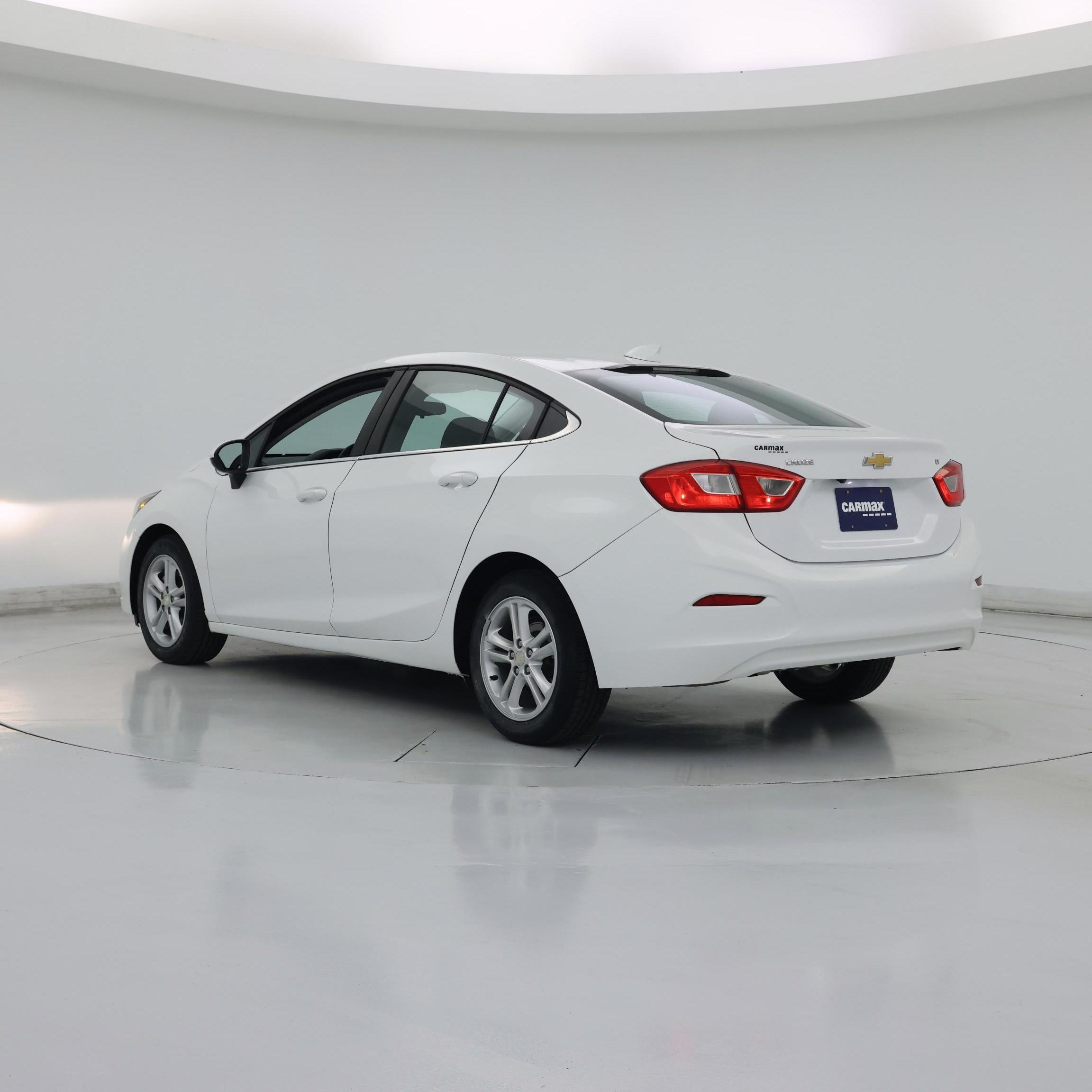 Thumbnail: 2016 Chevrolet Cruze - 2