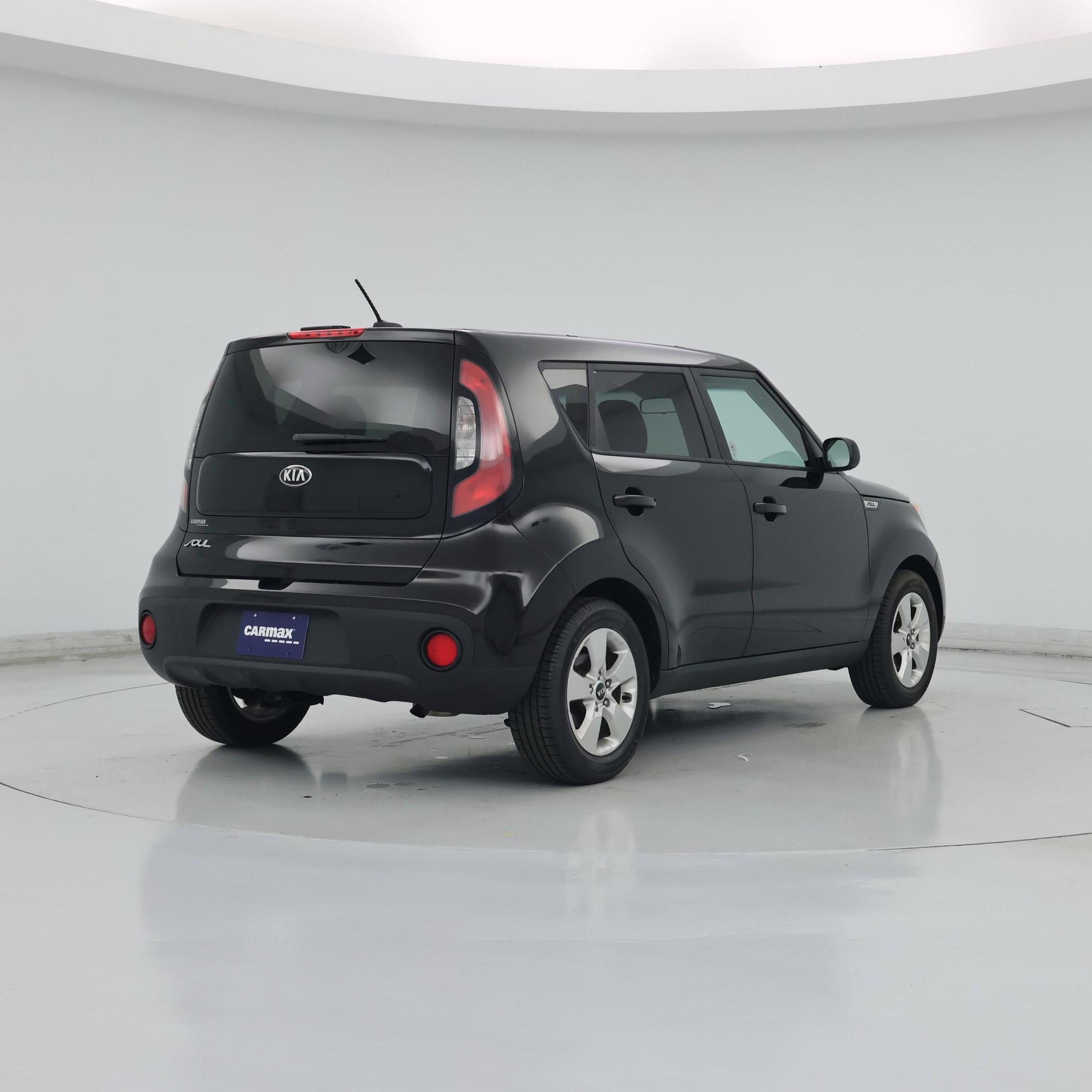 Thumbnail: 2017 Kia Soul - 8
