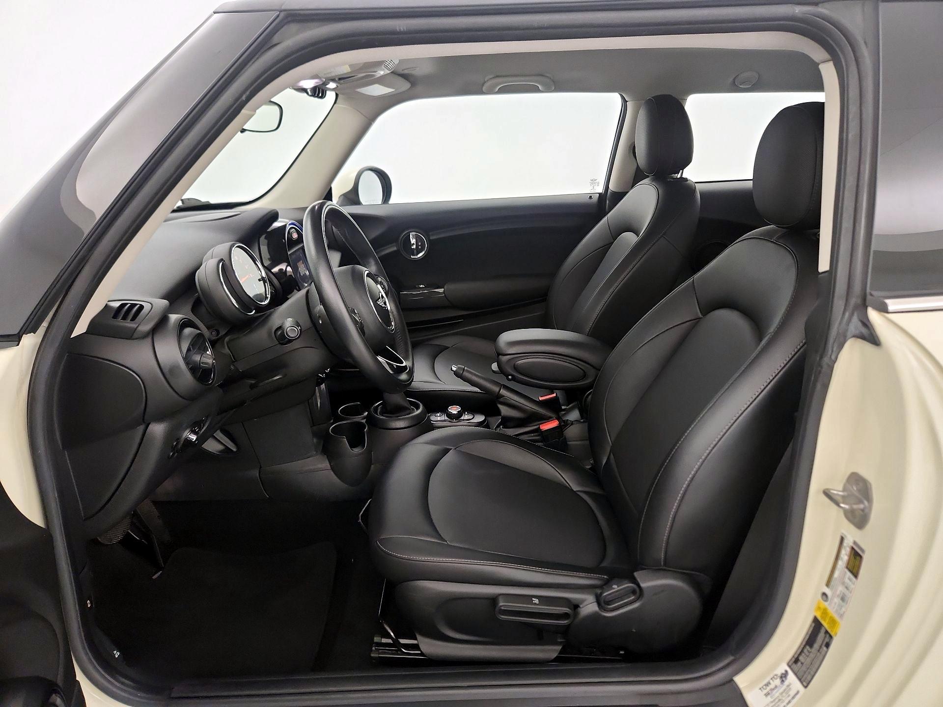 Thumbnail: 2018 MINI Cooper Hardtop - 11