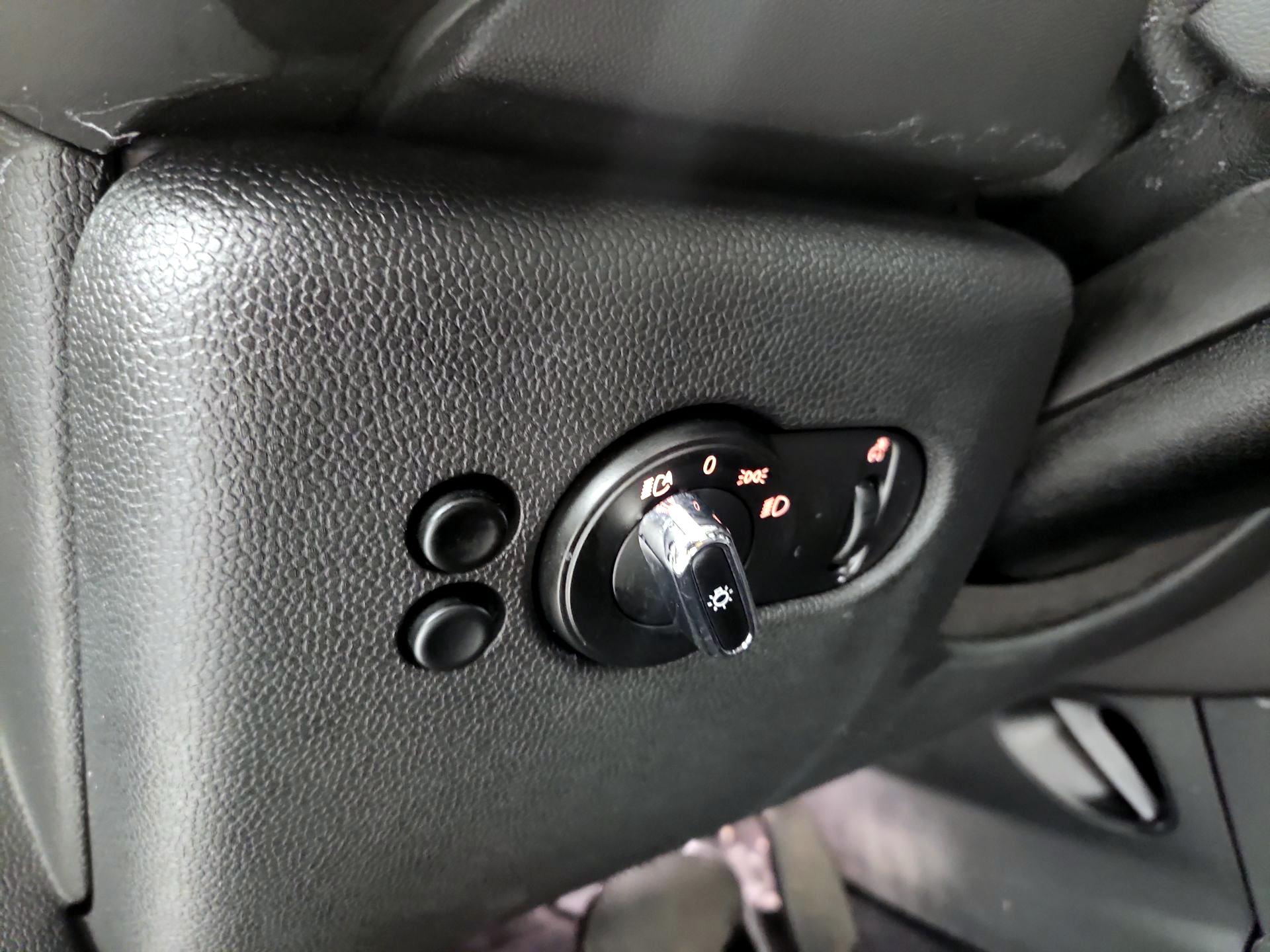 Thumbnail: 2018 MINI Cooper Hardtop - 13